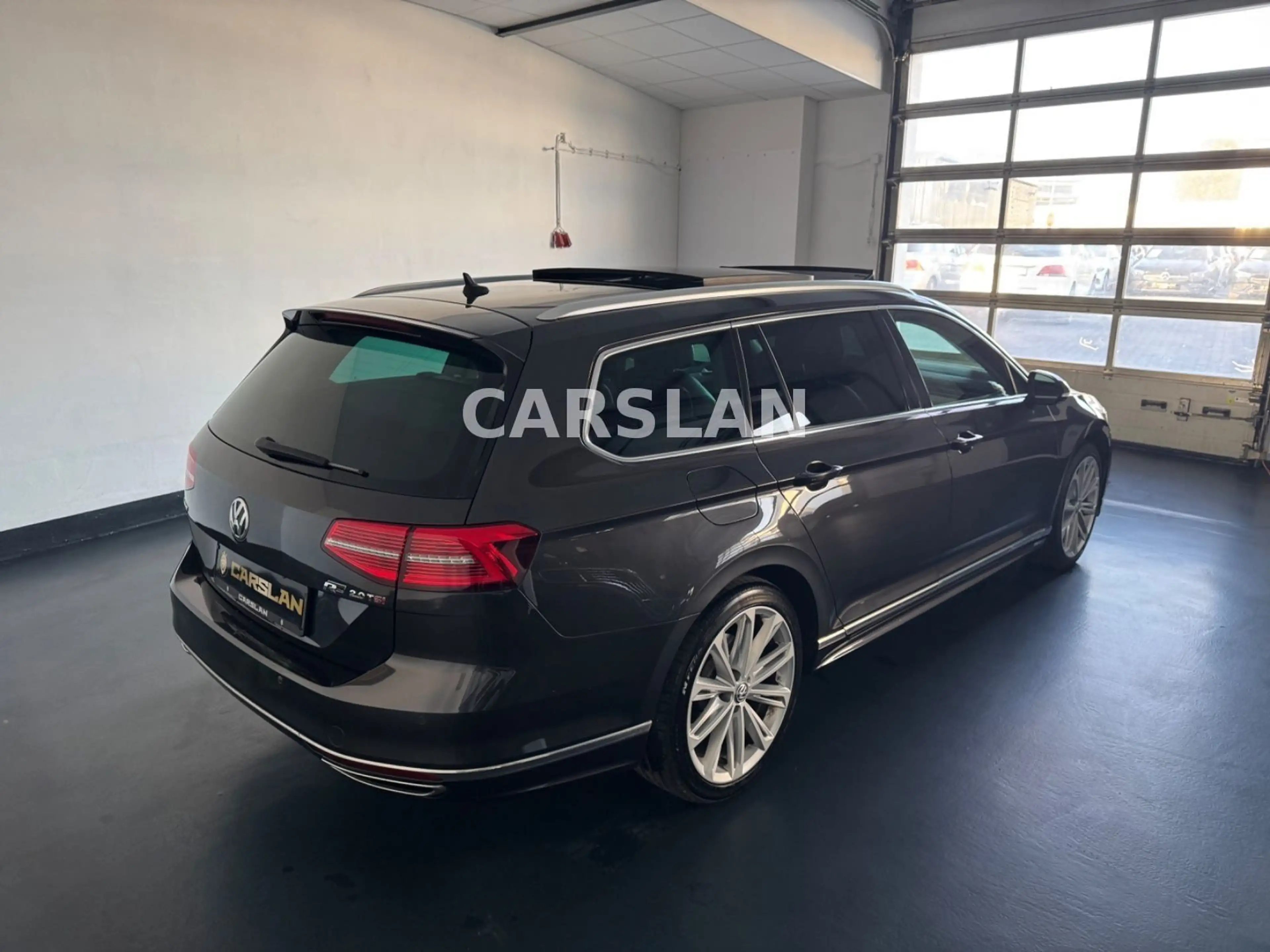 Volkswagen Passat Variant 2.0 TSI R LINE HIGHLINE VIRTUAL — photo 12