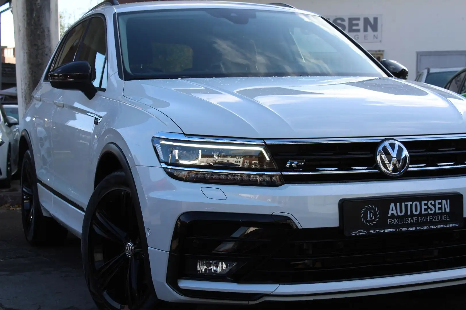 Volkswagen Tiguan 1.5 TSI R-LINE+KAMERA+AHK+BLACK STYLE+19° Blanc - 1