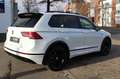 Volkswagen Tiguan 1.5 TSI R-LINE+KAMERA+AHK+BLACK STYLE+19° Weiß - thumbnail 6