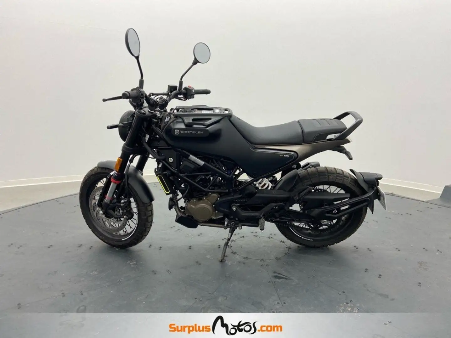 Husqvarna Svartpilen - 2