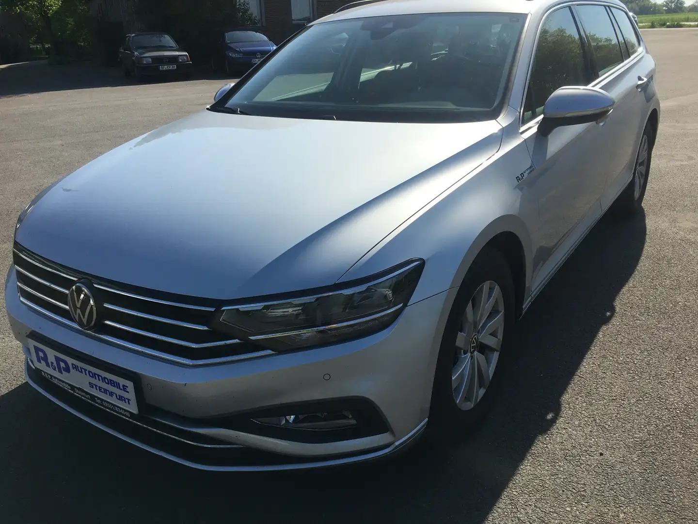 Volkswagen Passat Variant 2.0 TDI Business Start-Stopp EU6d Business Silber - 1