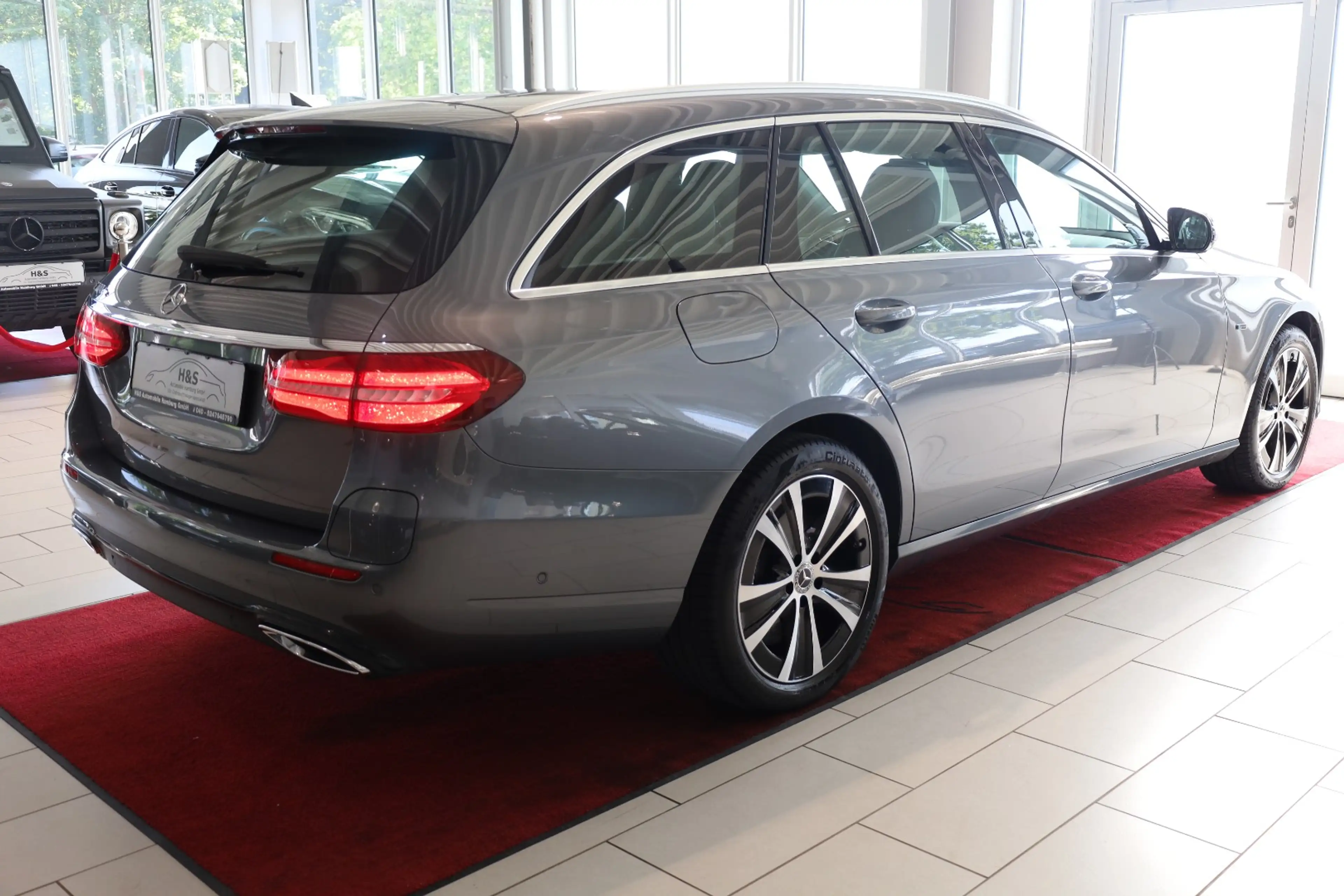 Mercedes-Benz E 300 de Avantgarde *AHK*NAVI*Schiebedach — photo 7