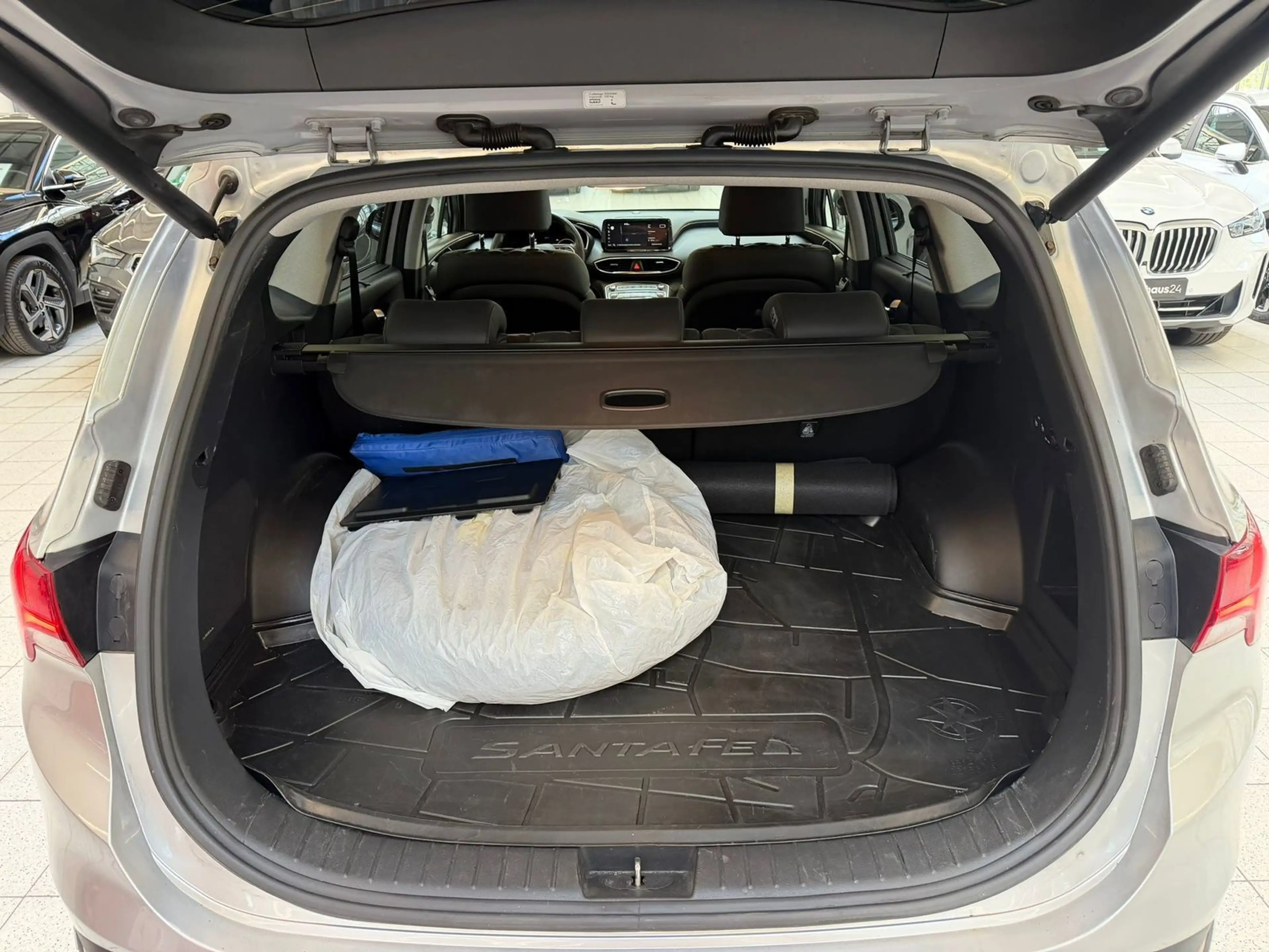 Hyundai SANTA FE 1.6 T-GDI Plug-In HUD|360Cam|Leder — photo 6