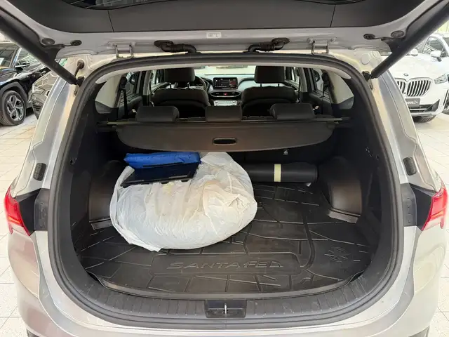 Hyundai Santa Fe view 6