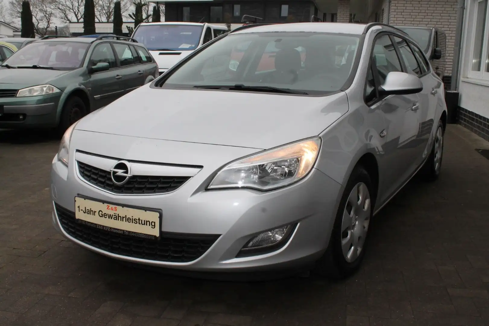 Opel Astra J Sports Tourer Selection Silber - 2