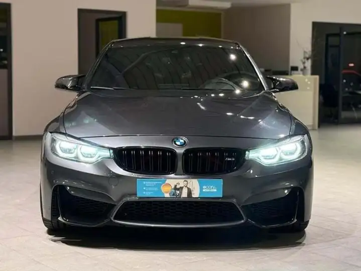 BMW M3 2018, foto 11