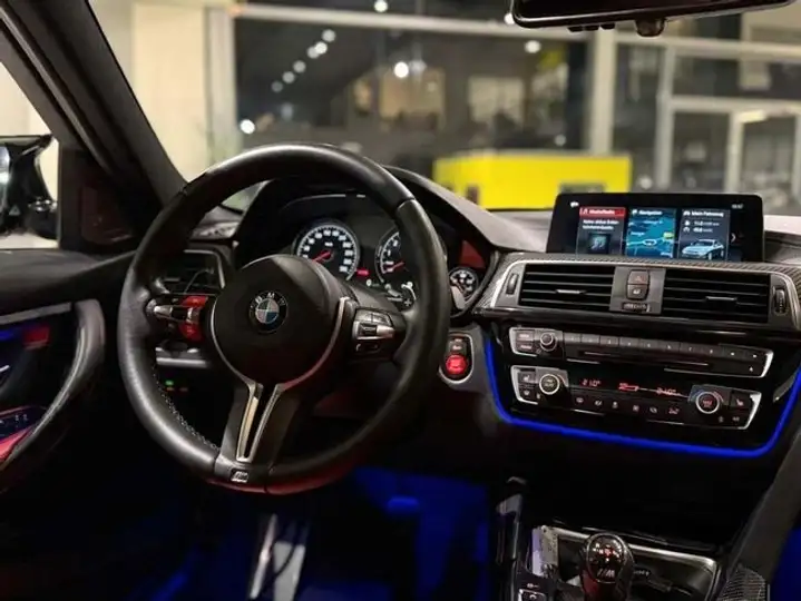 BMW M3 2018, foto 13