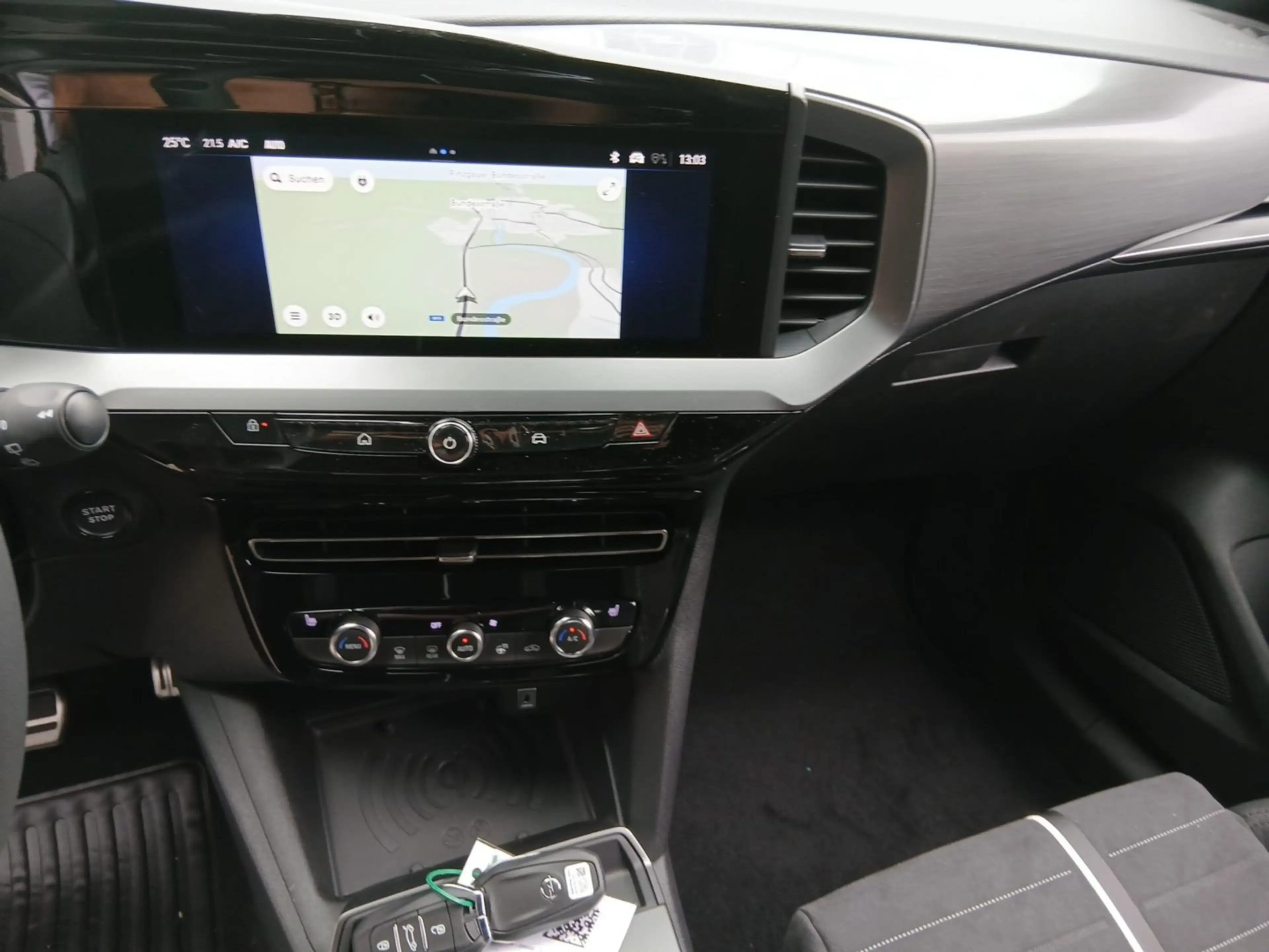 Opel Mokka-E GSE Electric 281 PS ACC+Alcantara+LED+LM — photo 12