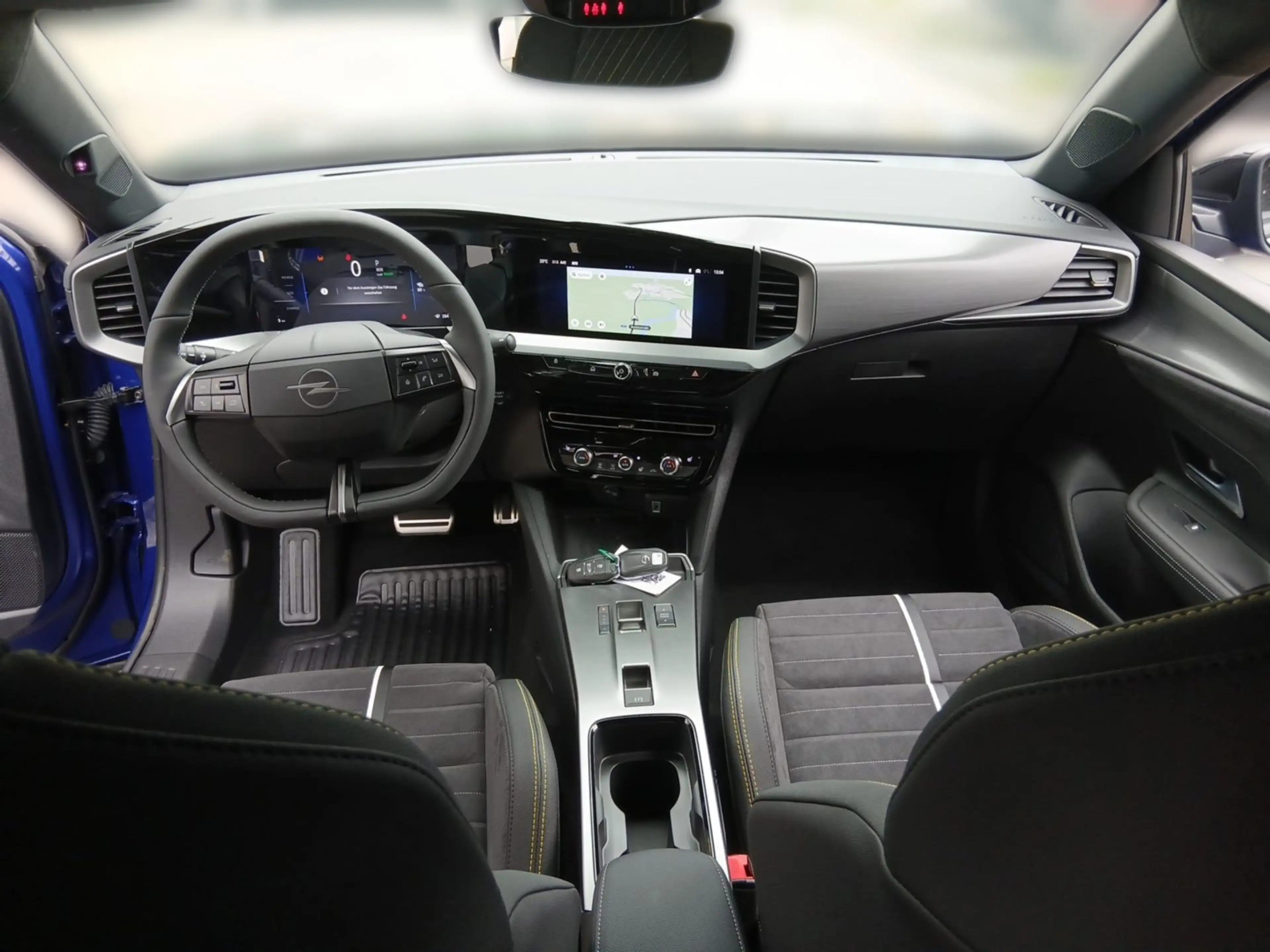 Opel Mokka-E GSE Electric 281 PS ACC+Alcantara+LED+LM — photo 13