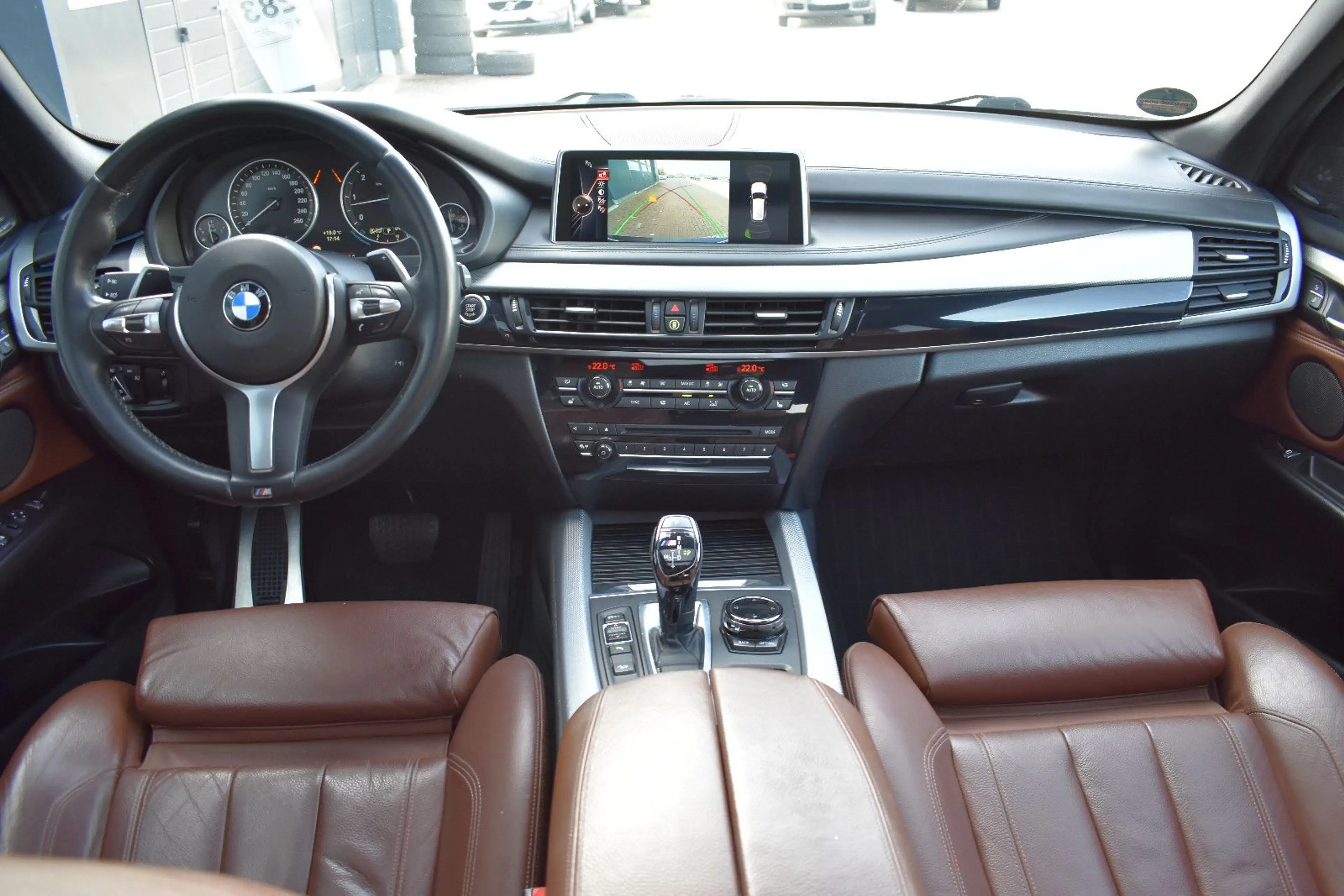 BMW X5 M50d*RFK*XEN*PANO*H&K*NAVI*MIETKAUF — photo 20