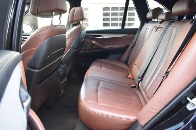 BMW X5 view 15