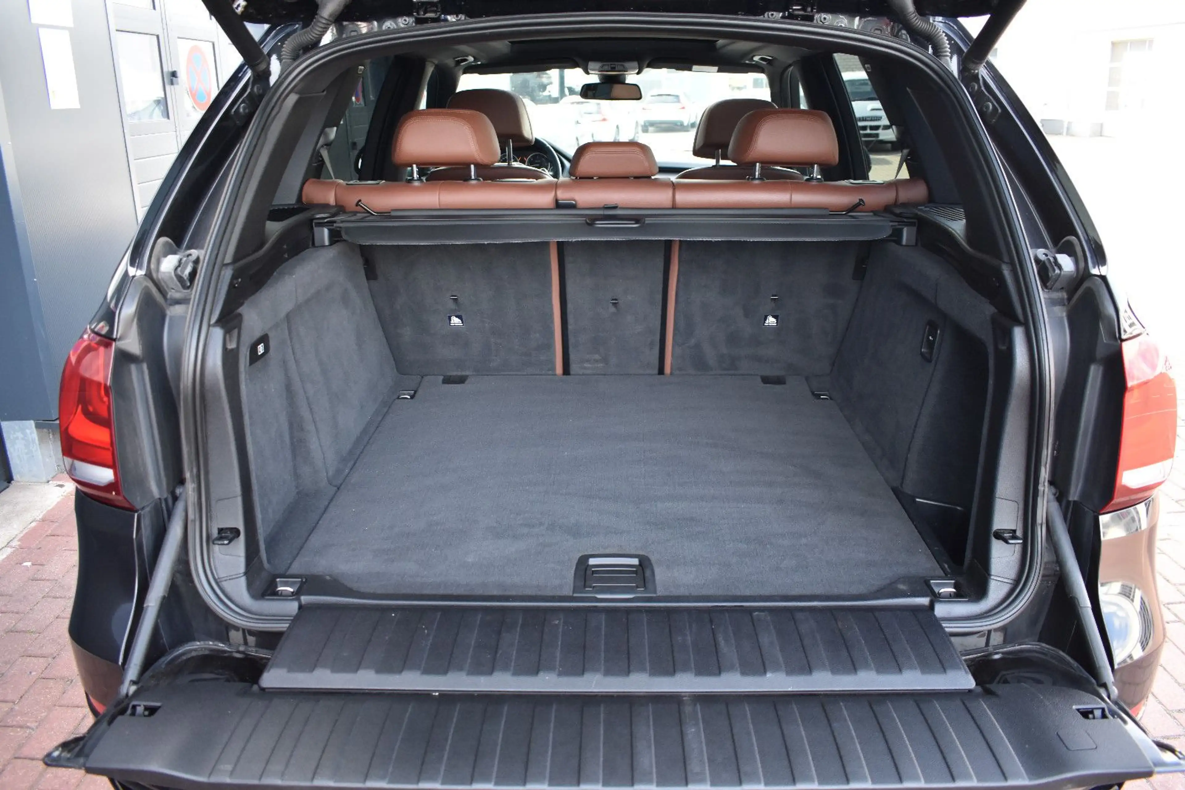 BMW X5 M50d*RFK*XEN*PANO*H&K*NAVI*MIETKAUF — photo 18
