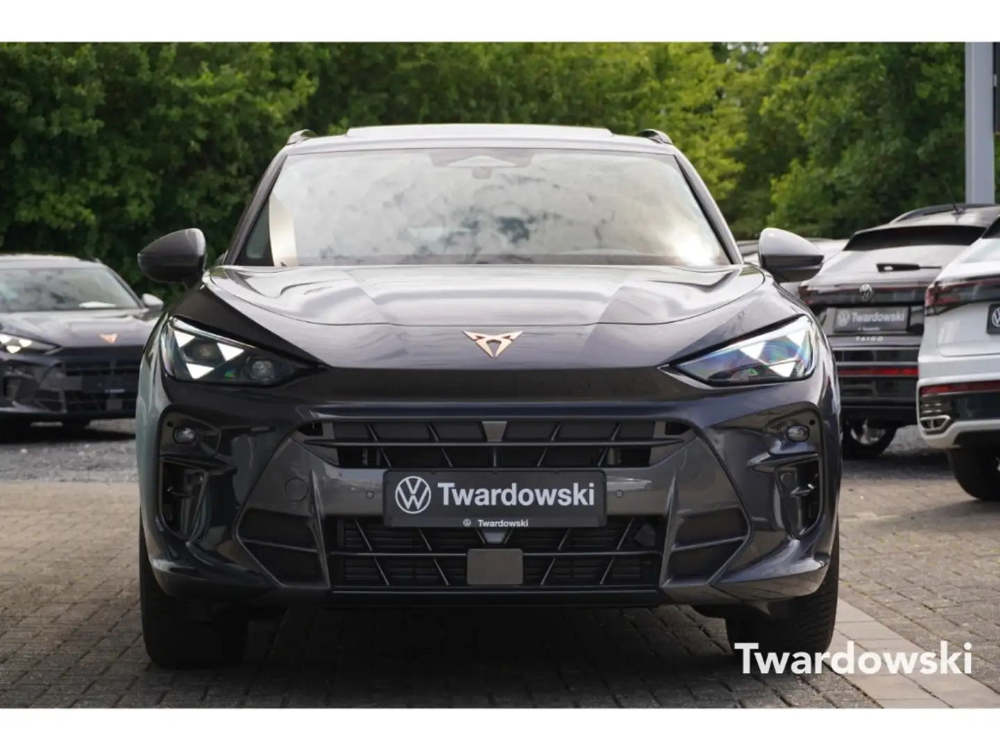 CUPRA Terramar 1.5 eTSI PANO AHK HUD ACC  APP SHZ Grijs - 2