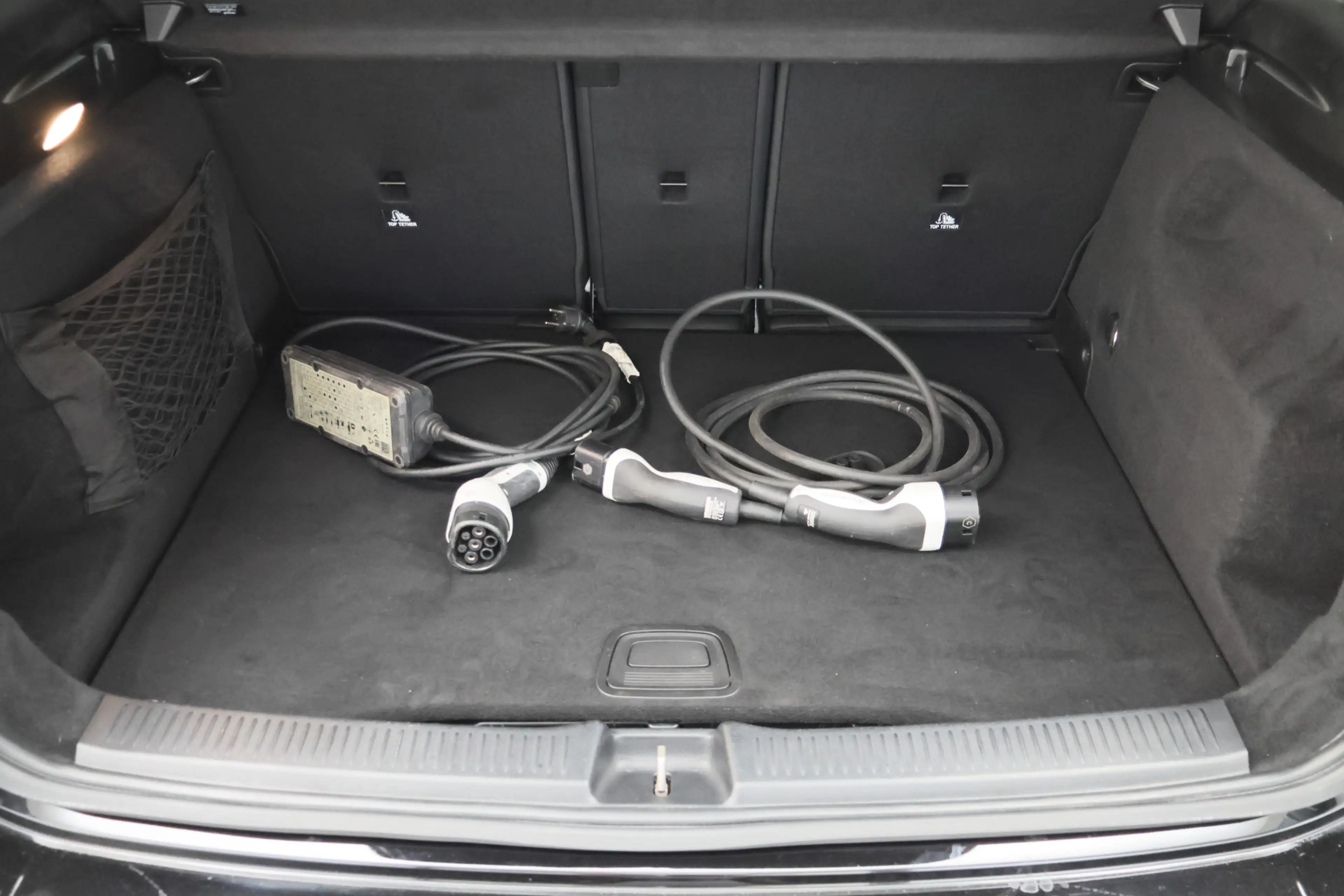 Mercedes-Benz B 250 e Business Line Camera, Cruise, Apple Carplay, LED — photo 13