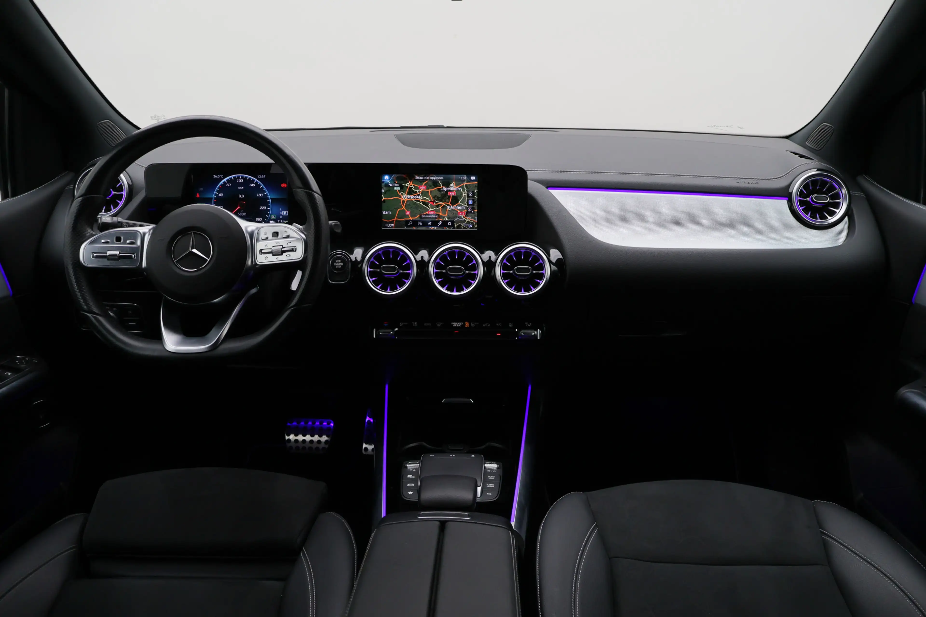 Mercedes-Benz B 250 e Business Line Camera, Cruise, Apple Carplay, LED — photo 2
