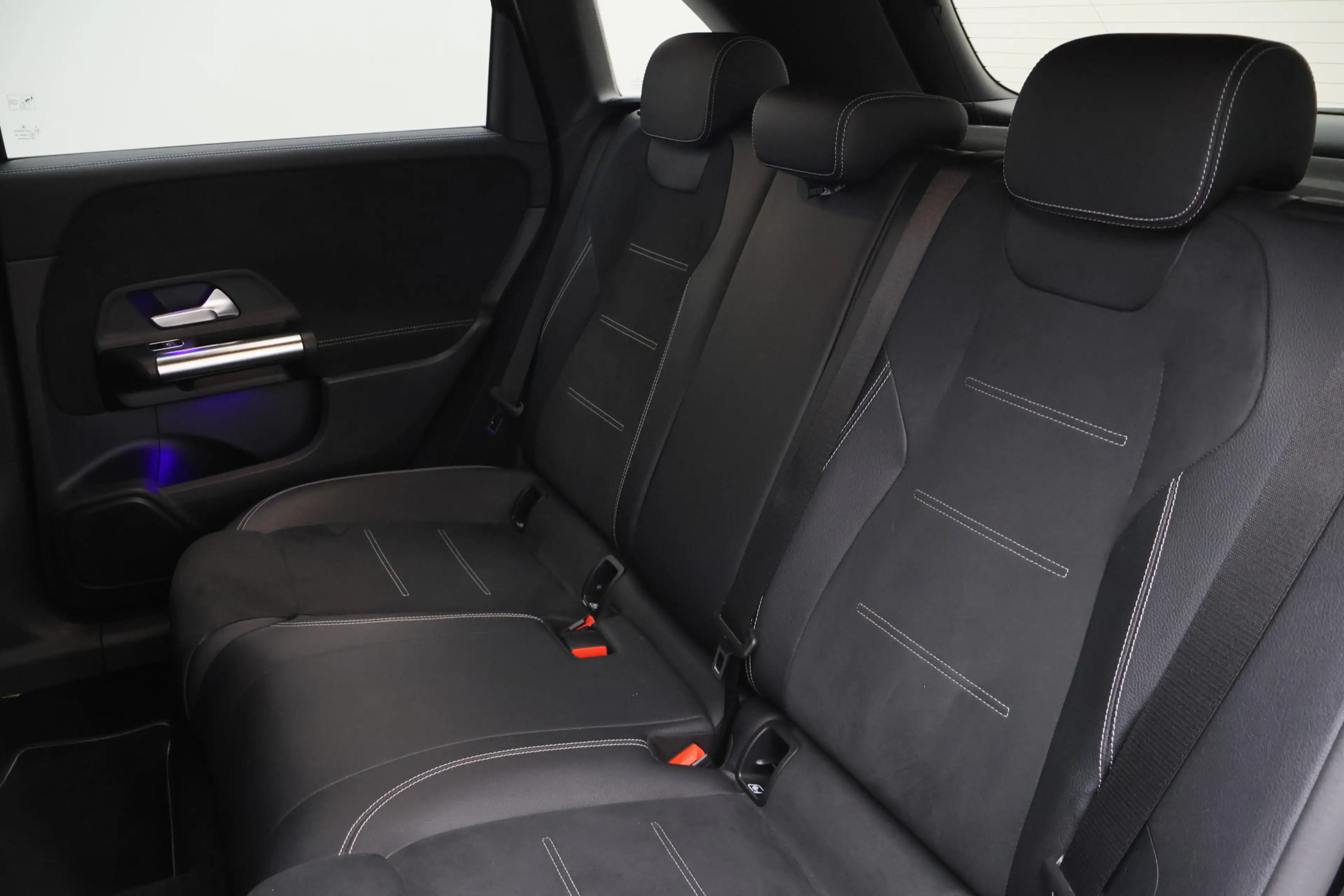 Mercedes-Benz B 250 e Business Line Camera, Cruise, Apple Carplay, LED — photo 12