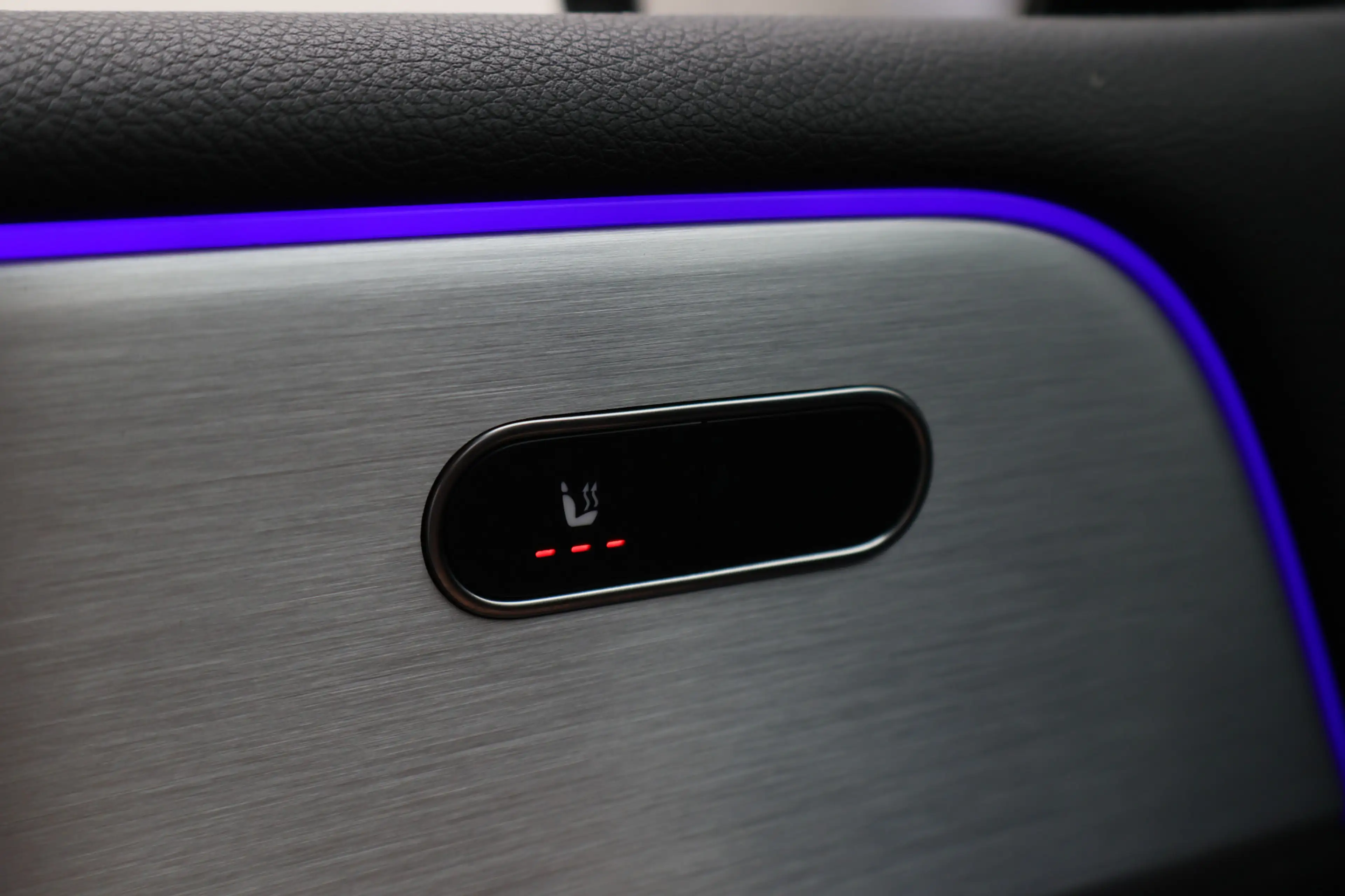 Mercedes-Benz B 250 e Business Line Camera, Cruise, Apple Carplay, LED — photo 31