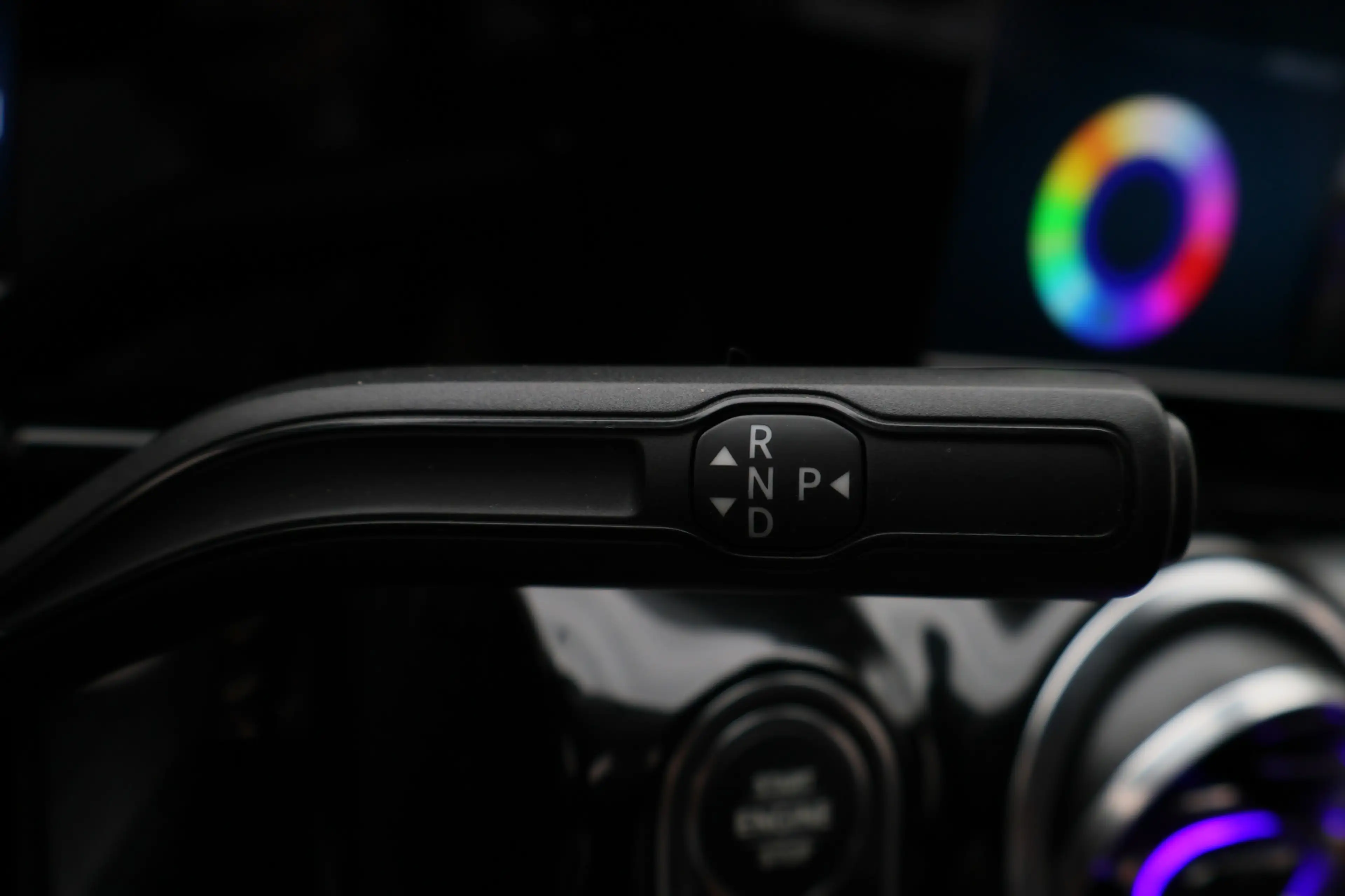 Mercedes-Benz B 250 e Business Line Camera, Cruise, Apple Carplay, LED — photo 38