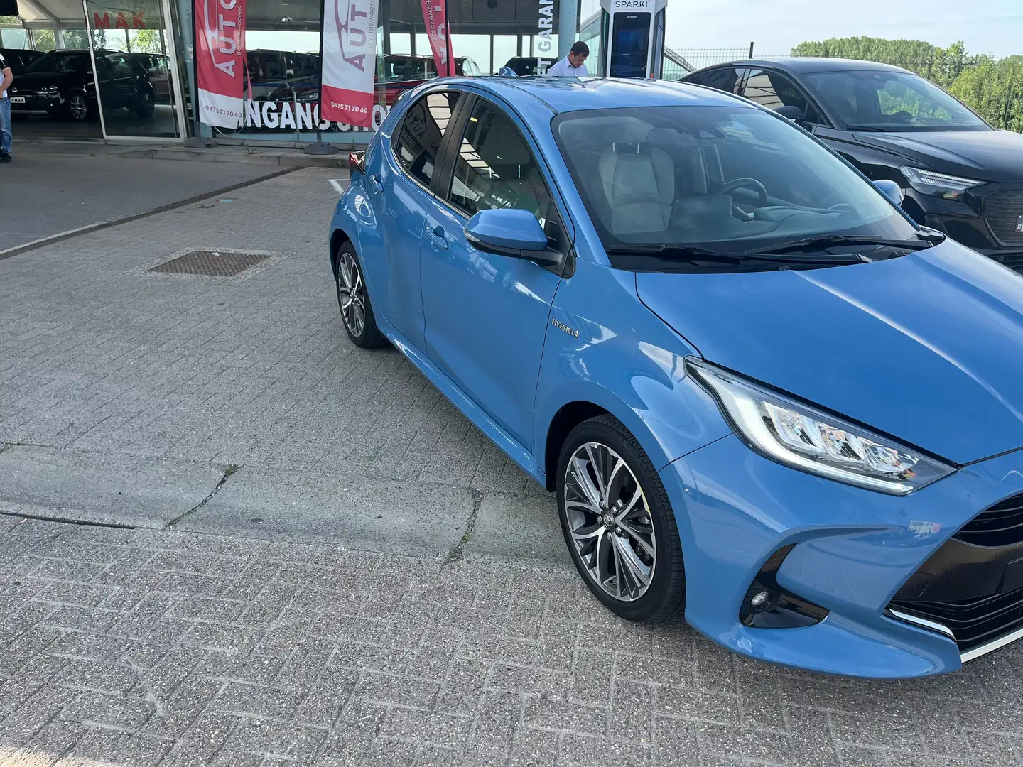 Toyota Yaris Yaris Hybrid 1.5i VVT-i E-CVT Iconic GARANTIE Bleu - 1