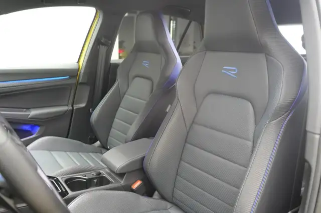 Volkswagen Golf view 11