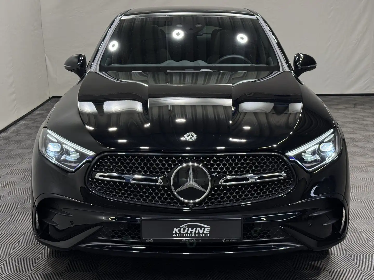 Mercedes-Benz GLC 300 d 4M AMG Night 360° Distro AHK Digital Schwarz - 2