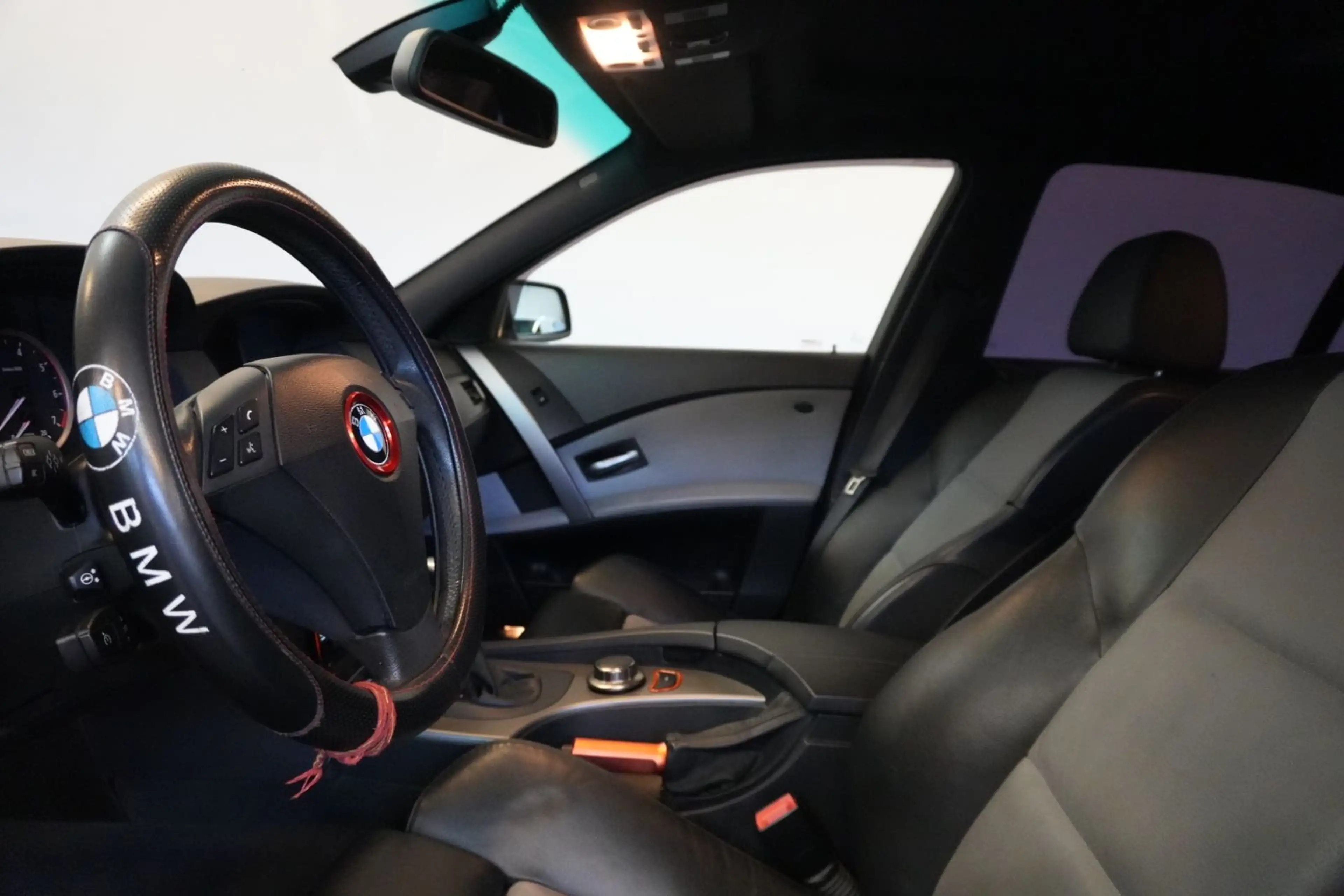 BMW 523 i 2.5 Automatik PDC Xenon Schiebedach — photo 9