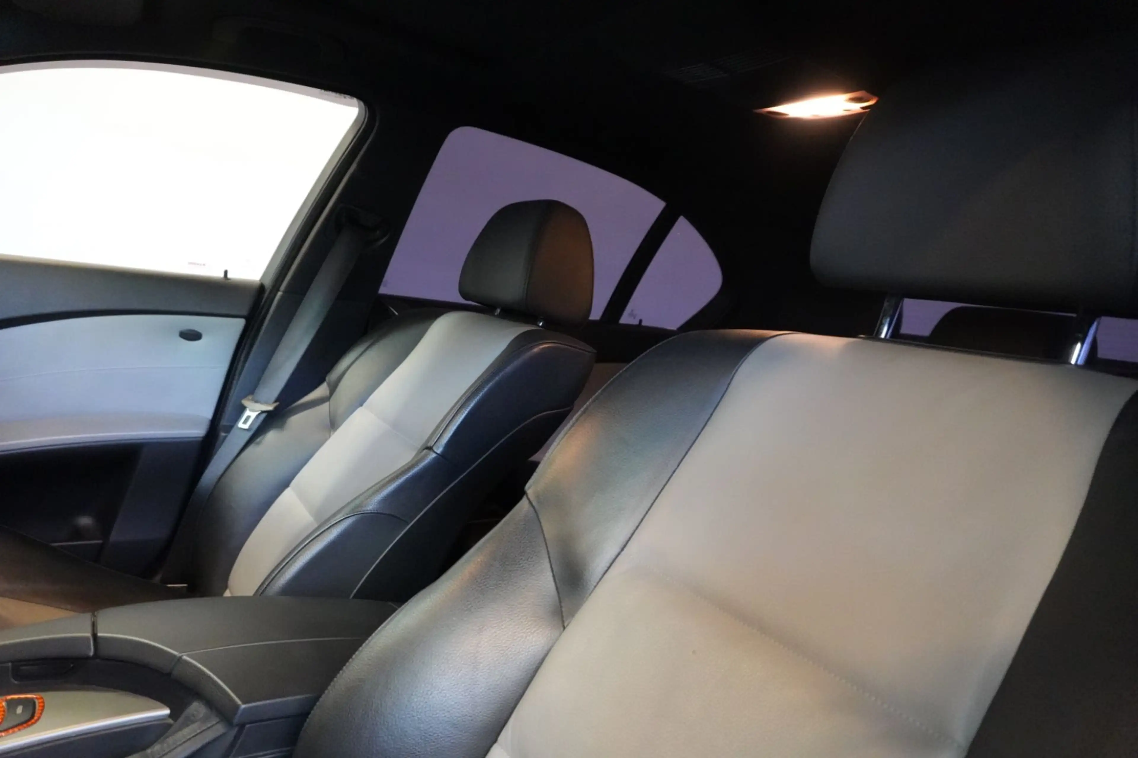 BMW 523 i 2.5 Automatik PDC Xenon Schiebedach — photo 12