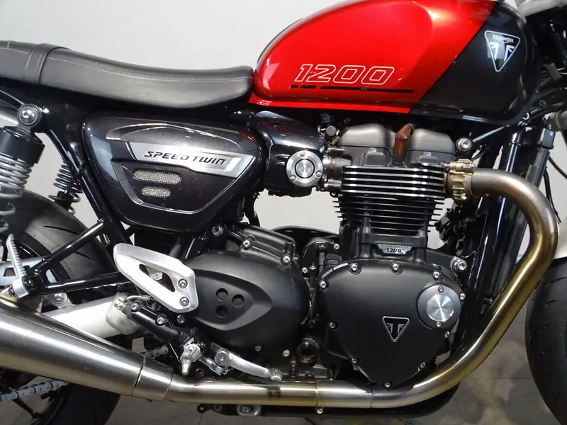 Triumph Speed Twin - foto 6