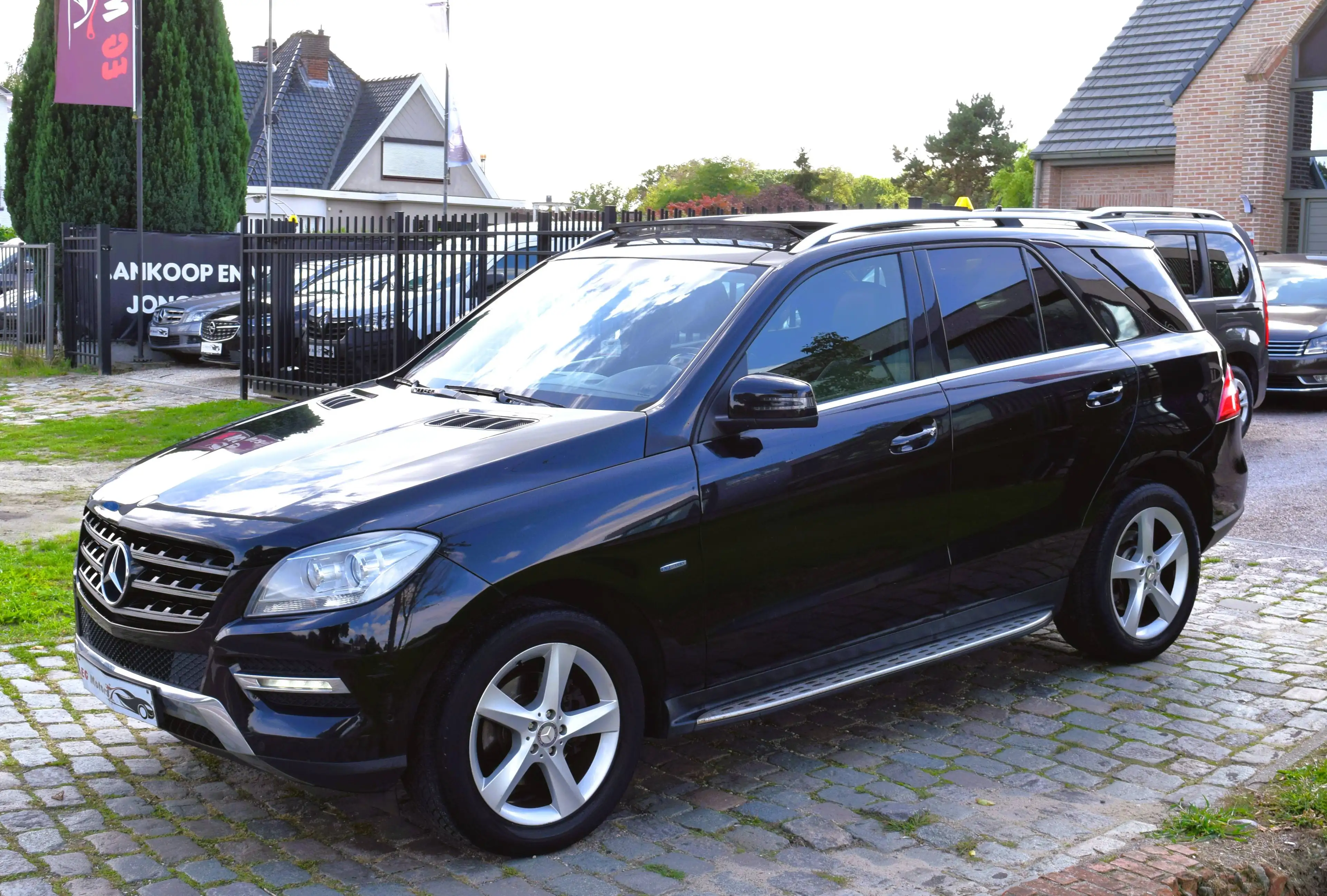 Mercedes-Benz ML 250 BlueTEC/4-Matic/FULL OPTIE/EURO6/HISTORY