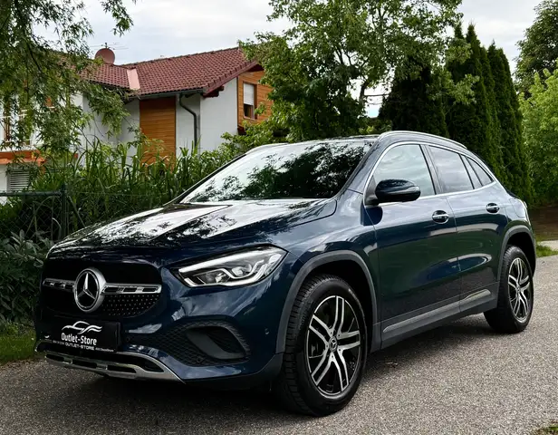Mercedes-Benz GLA 220 d 4Matic*Burmester*Leder*Navi*R-Kamera*MwSt*TOP*