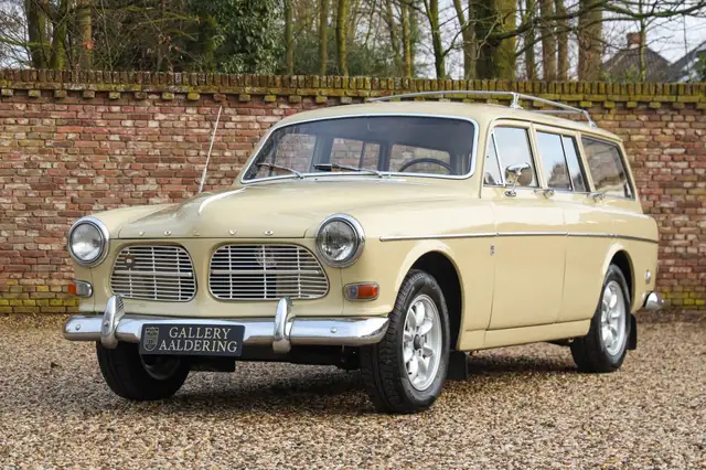 Volvo Amazon 122S Combi Nicely restored and refurbished - Newly