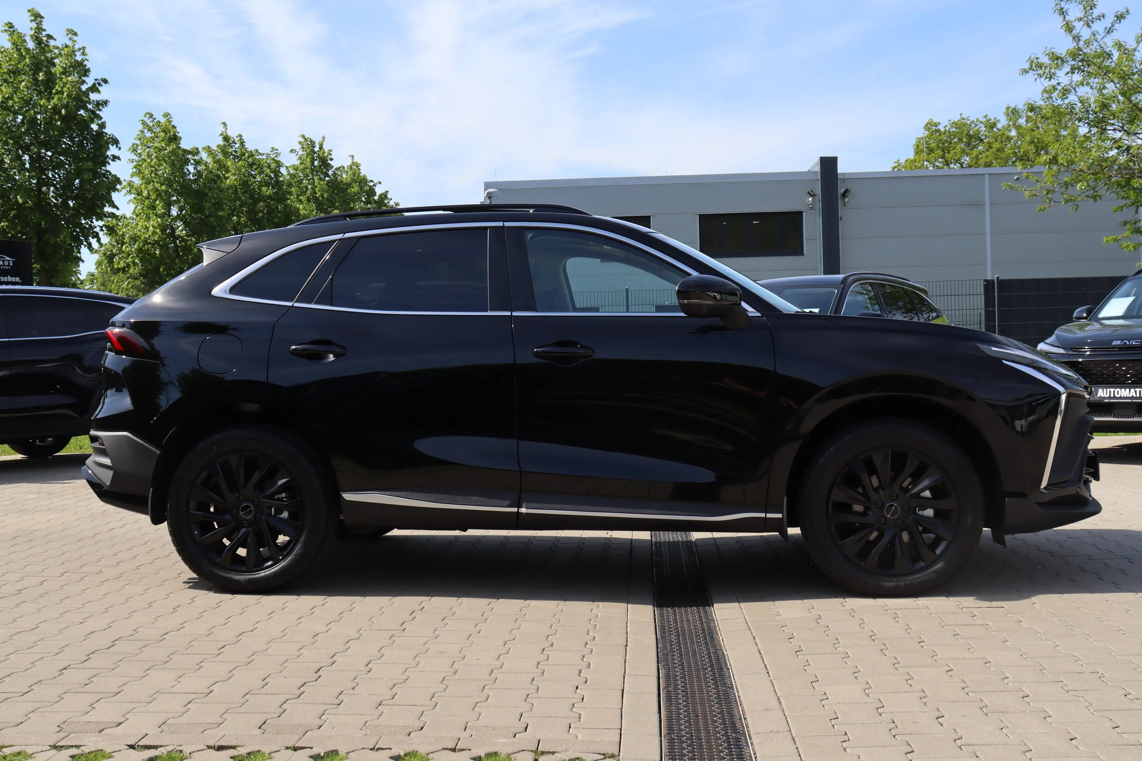 DFM Forthing 5 1,5L Turbo GDI *Keyless*360-Kam*ACC*Pano*Auto*SHZ* — photo 11