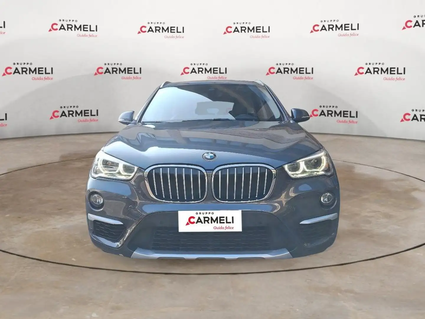 BMW X1 sdrive18d xLine auto my18 Grijs - 2