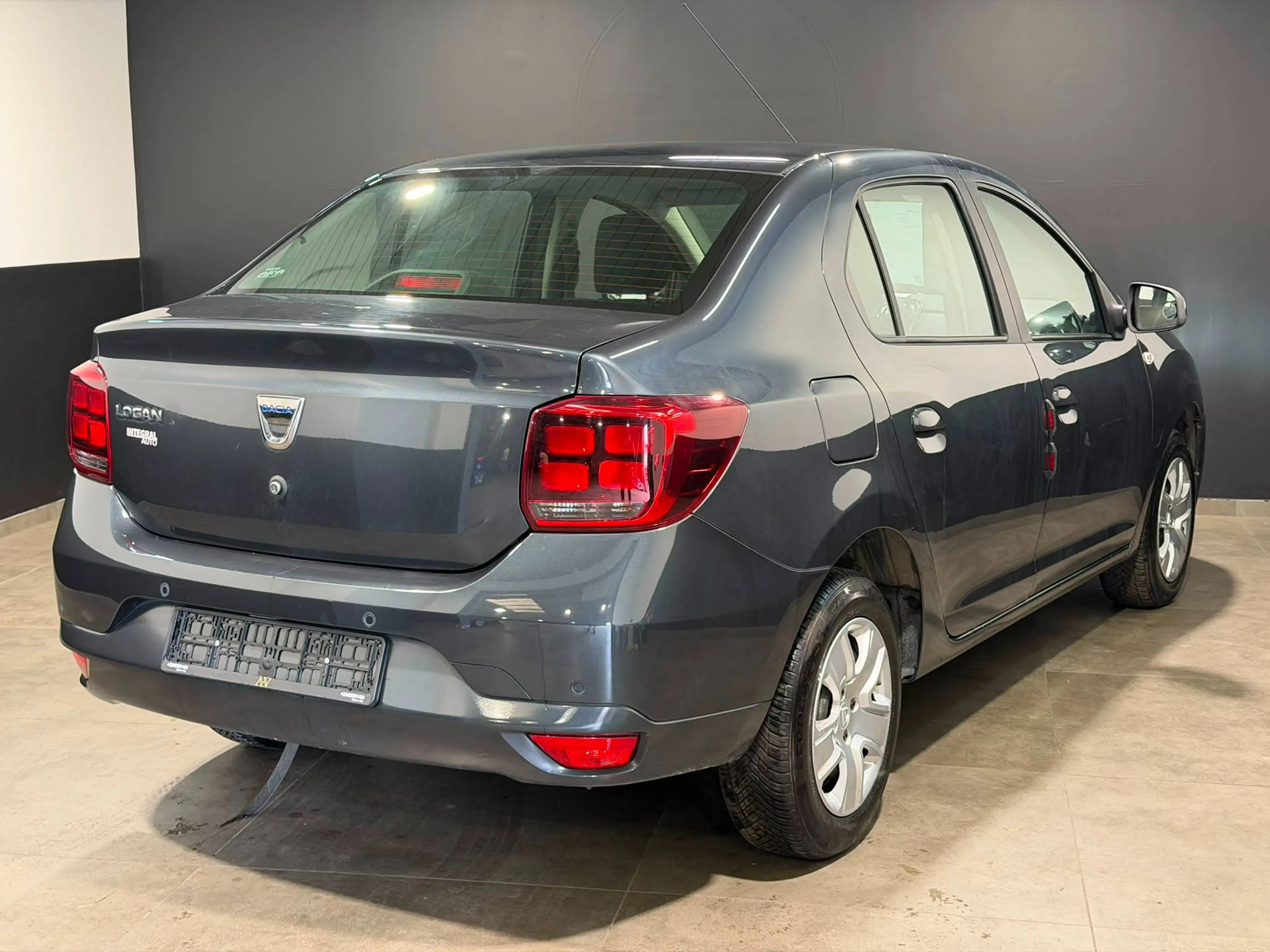 Dacia Logan Logan 0.9 TCe Lauréate (EU6.2) — photo 5