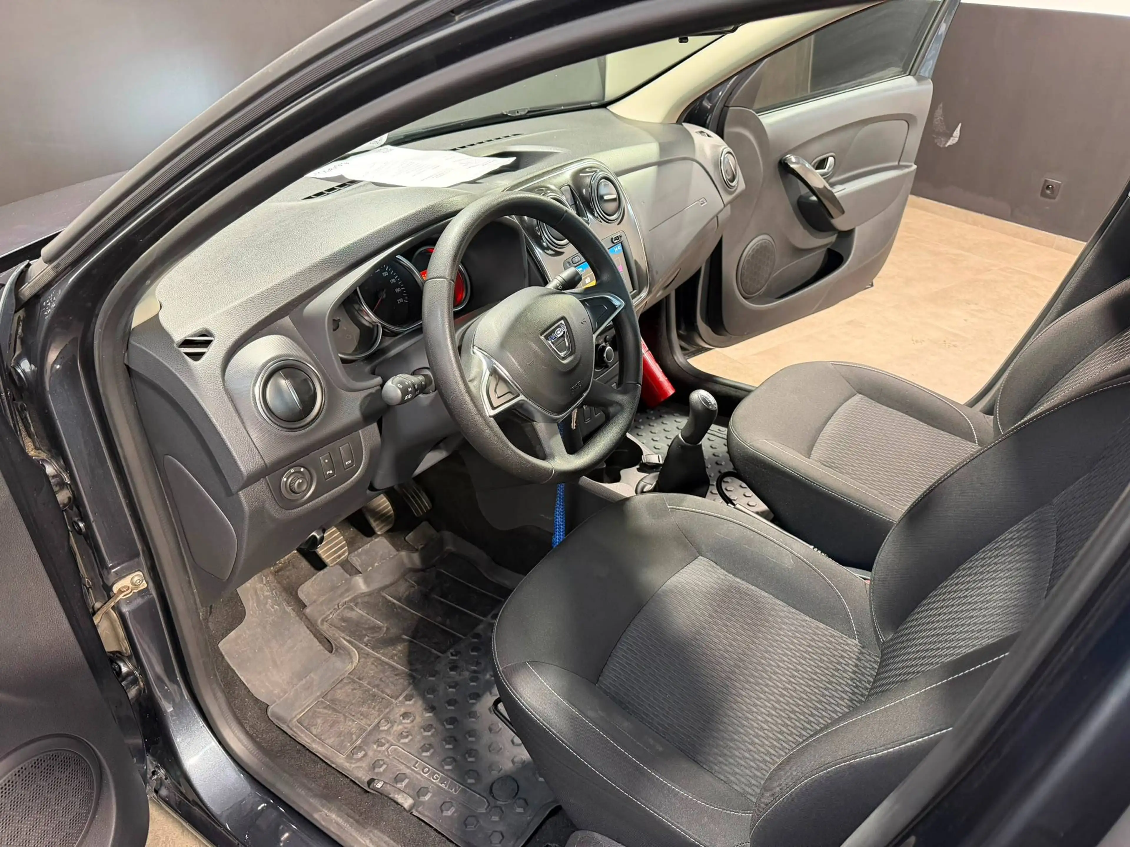 Dacia Logan Logan 0.9 TCe Lauréate (EU6.2) — photo 8