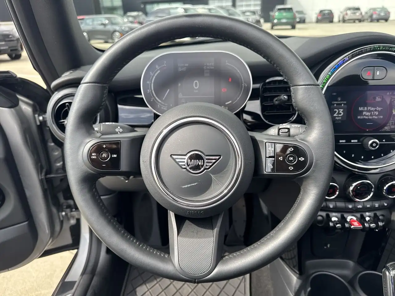 MINI Convertible снимка MINI Convertible