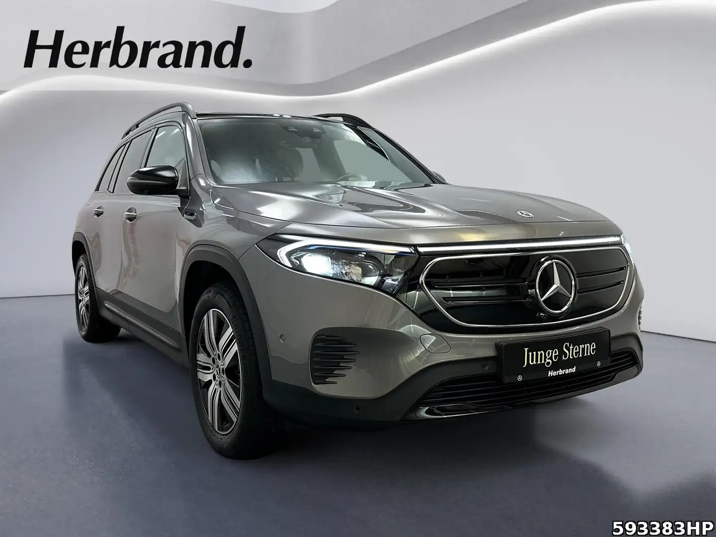 Mercedes-Benz EQB 300 4M Electric Art 7-Sitzer Pano 360° Night Gri - 2