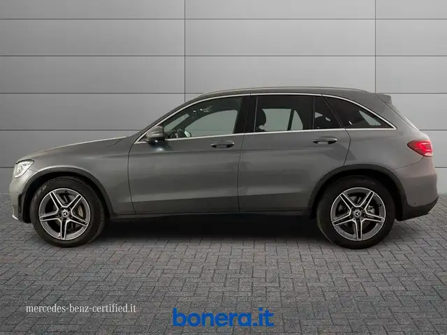 Mercedes-Benz 300 view 6
