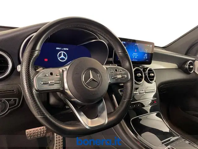 Mercedes-Benz 300 view 11