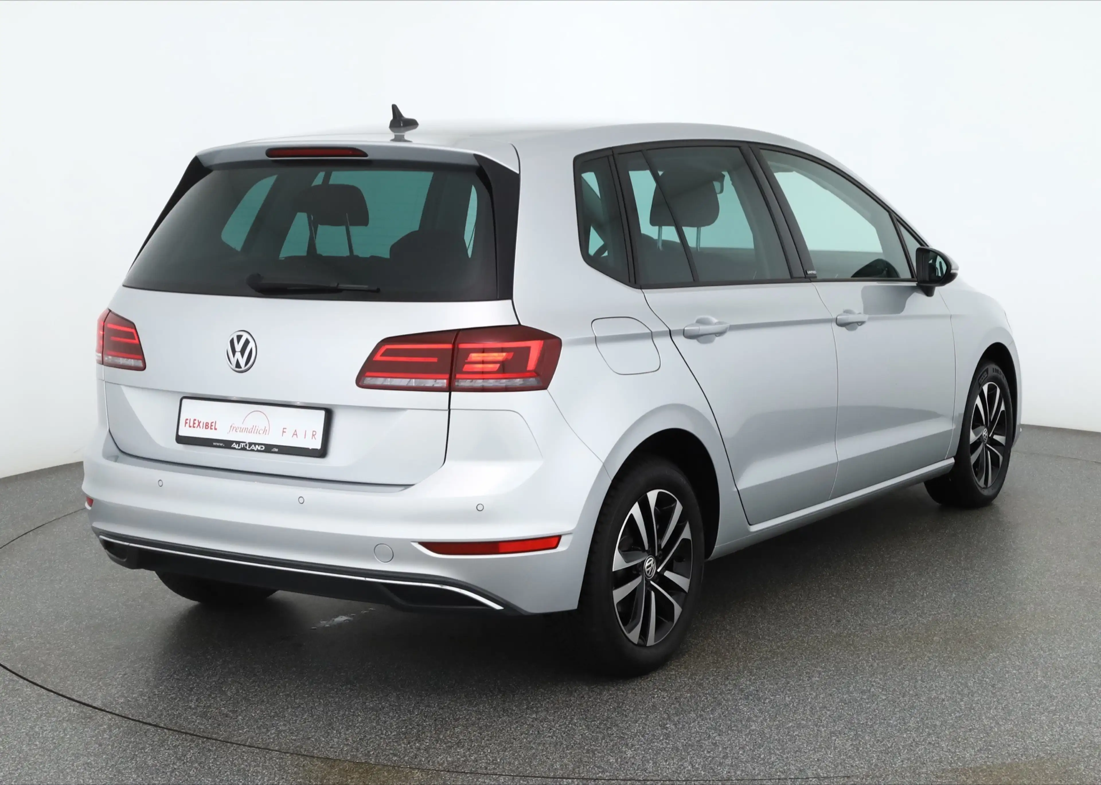 Volkswagen Golf Sportsvan Golf VII 1.0 TSI Sportsvan United LED Tempomat — photo 5