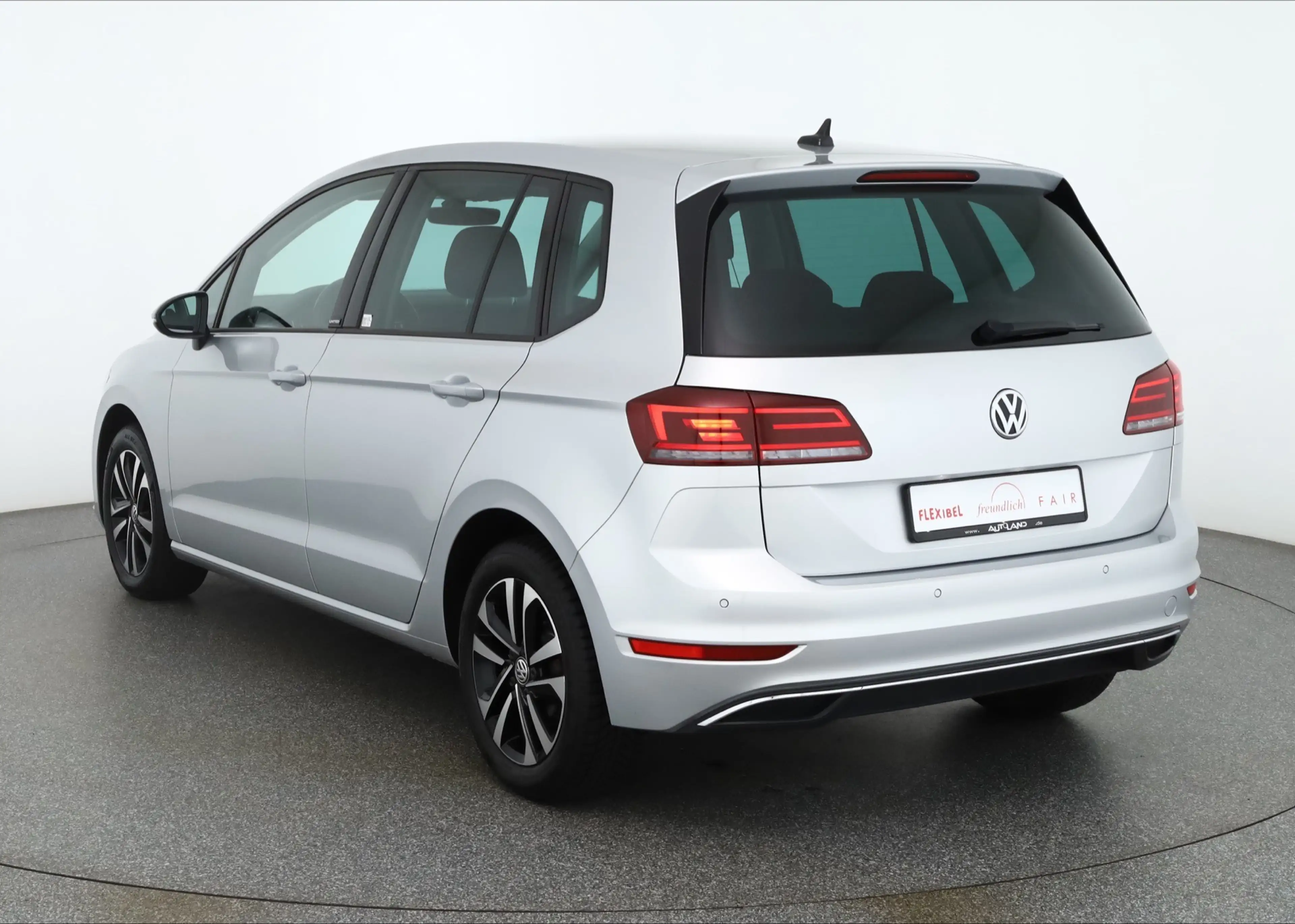Volkswagen Golf Sportsvan Golf VII 1.0 TSI Sportsvan United LED Tempomat — photo 3