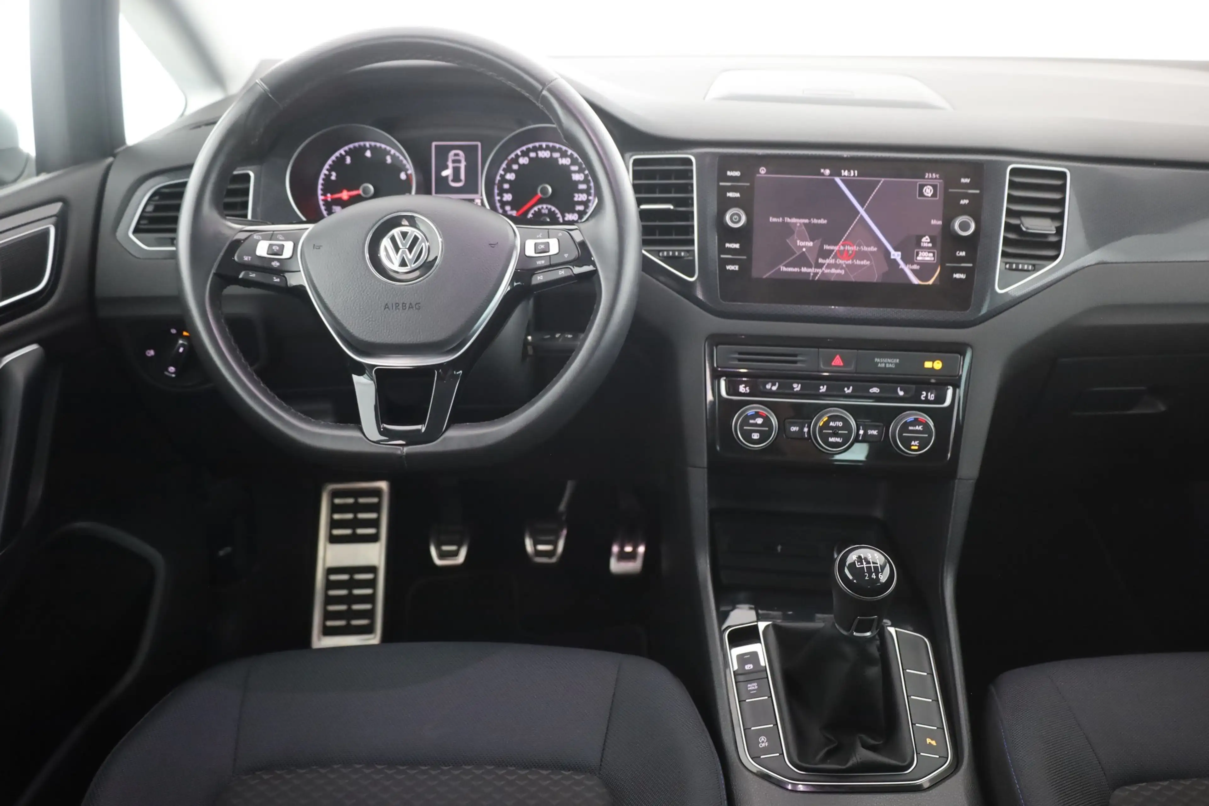 Volkswagen Golf Sportsvan Golf VII 1.0 TSI Sportsvan United LED Tempomat — photo 10