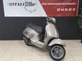 Vespa GTS Super Tech 125 - thumbnail 2