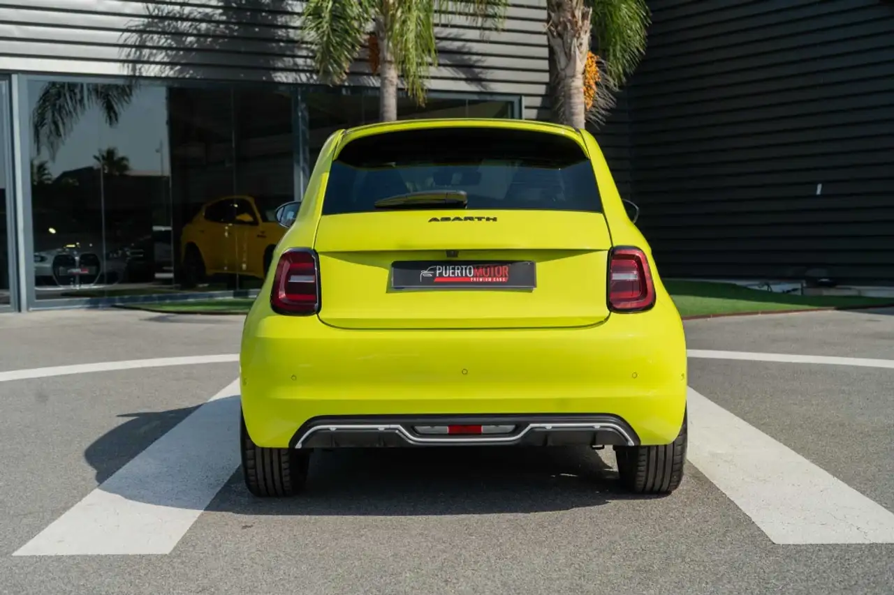 Abarth 500 2023