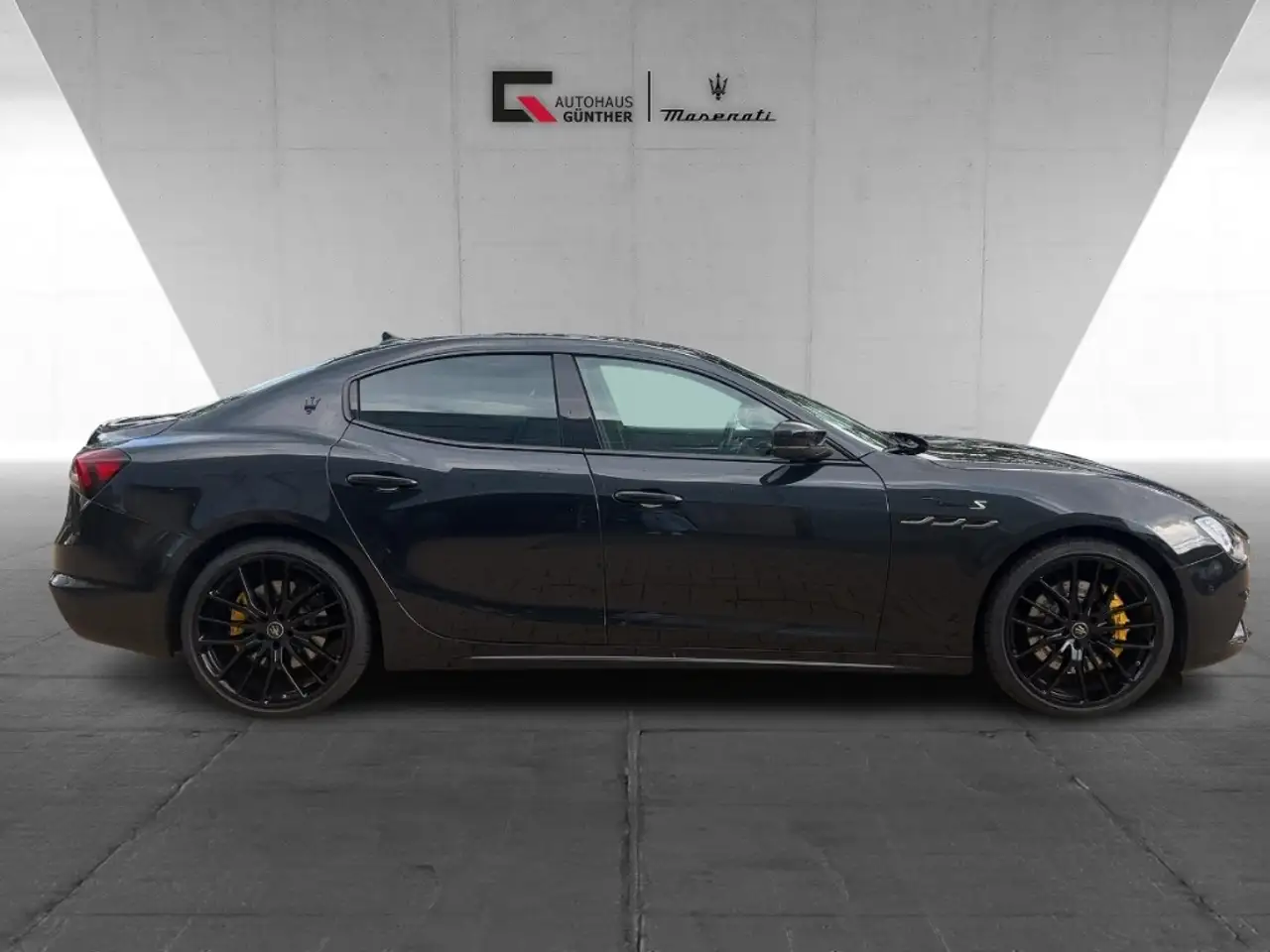 Maserati Ghibli 2022