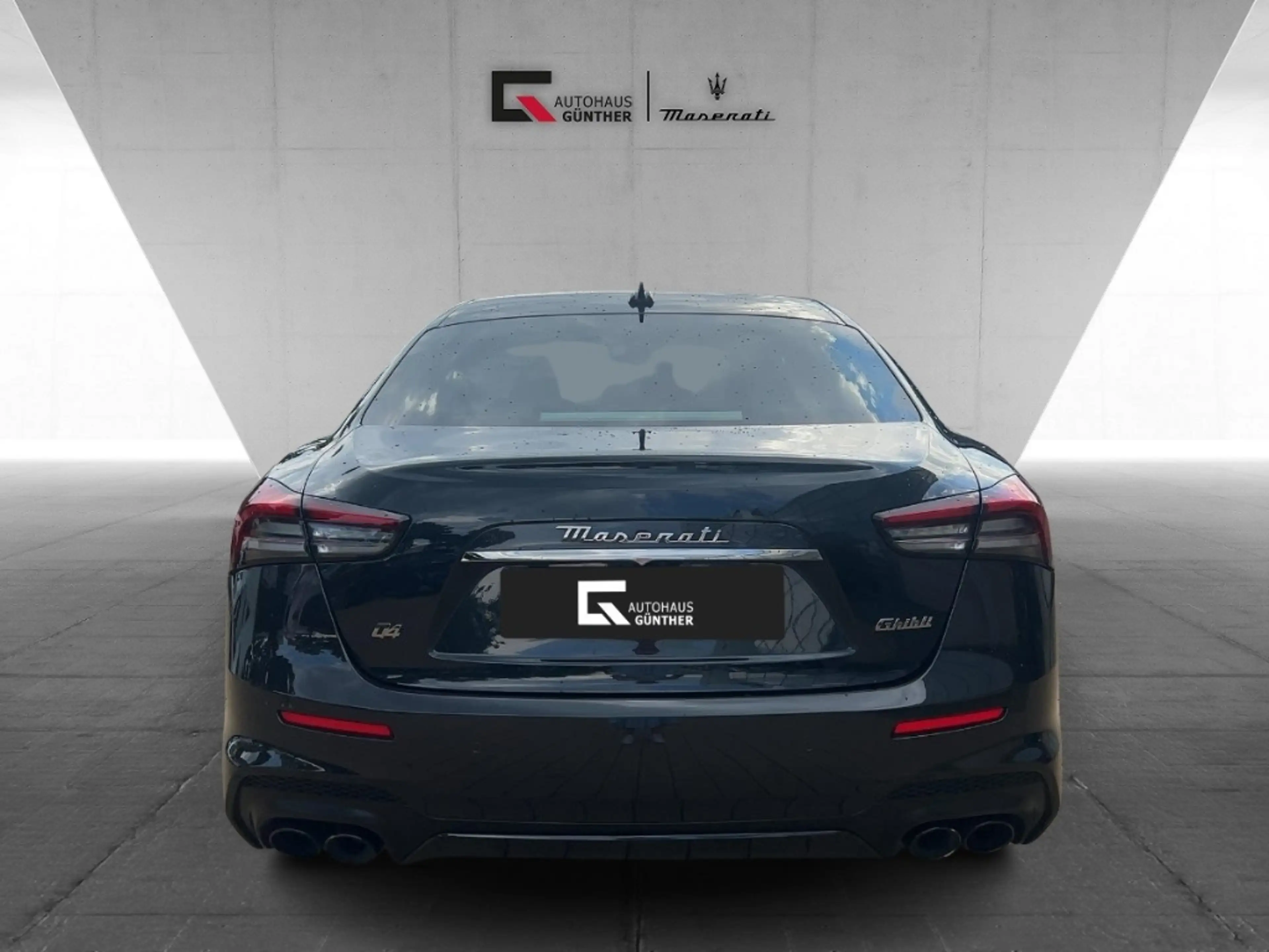 Maserati Ghibli V6 AWD Modena S/Bowers/21''/Carbon/360° — photo 3