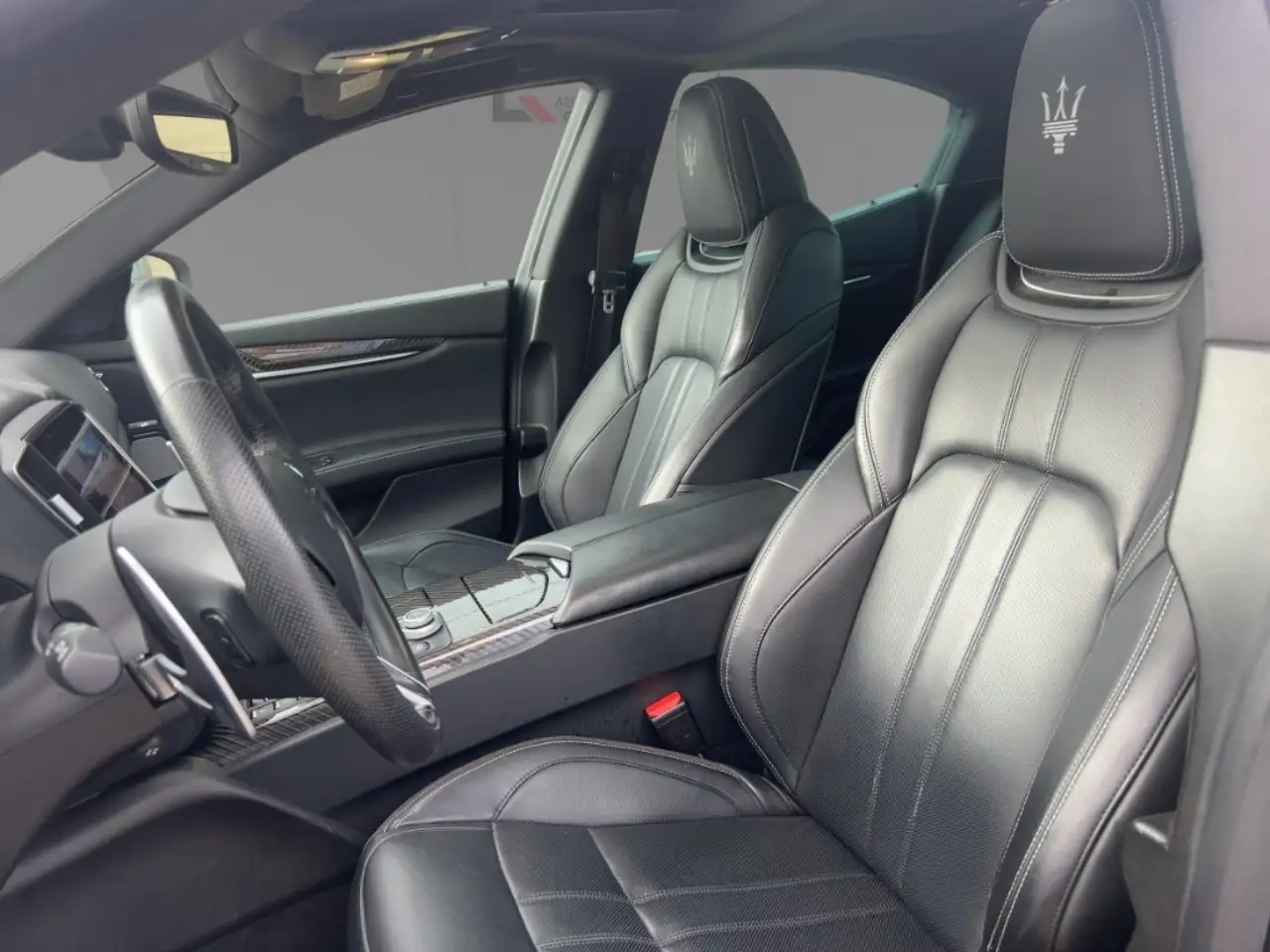 Maserati Ghibli 2022 — фото 11