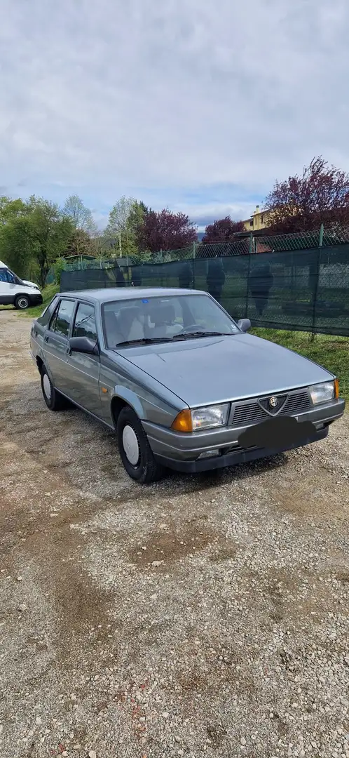 Alfa Romeo 75 1.6 - 1