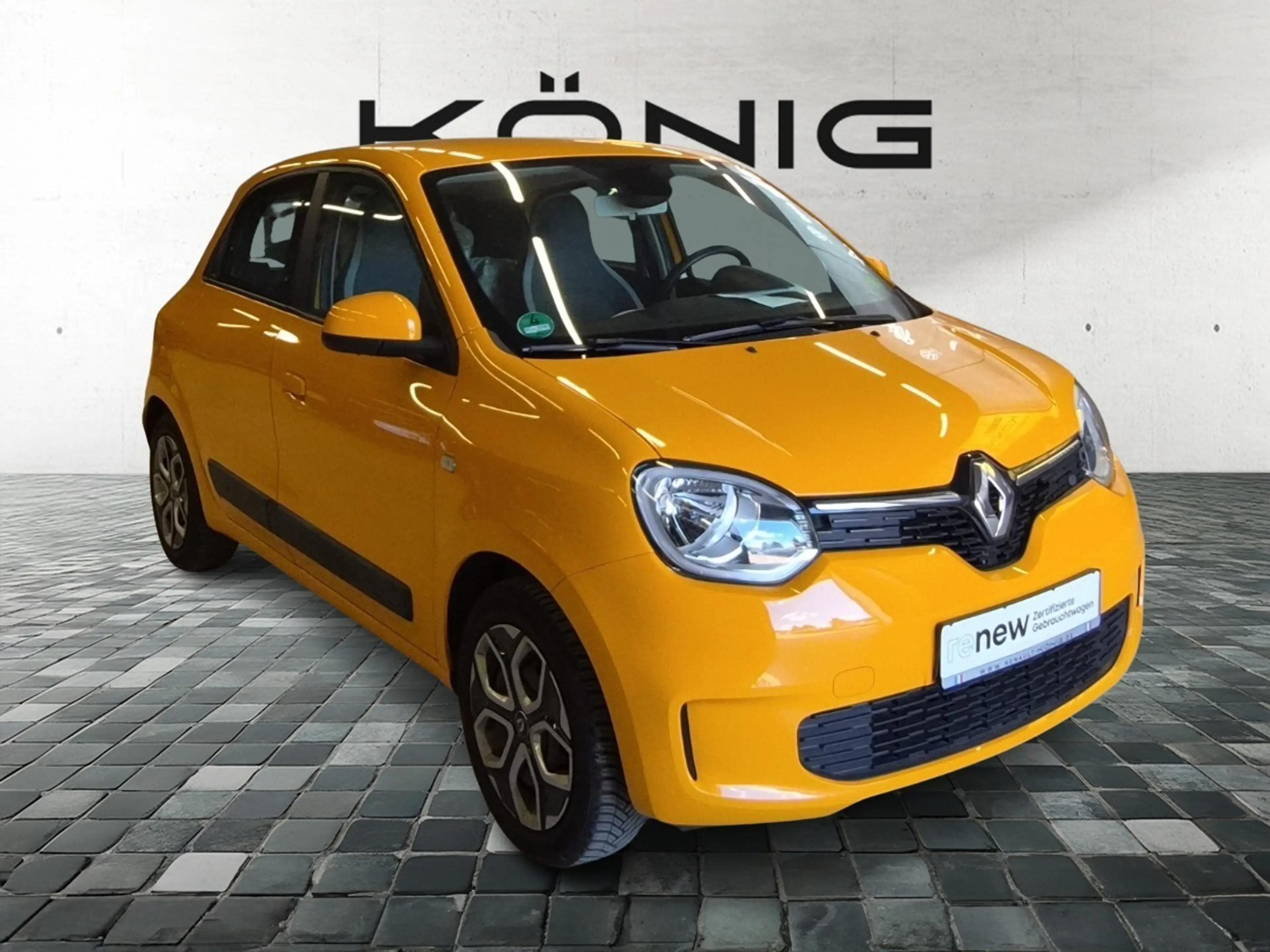 Renault Twingo LIMITED SCe 75 Klima Radio ESP LED — photo 5