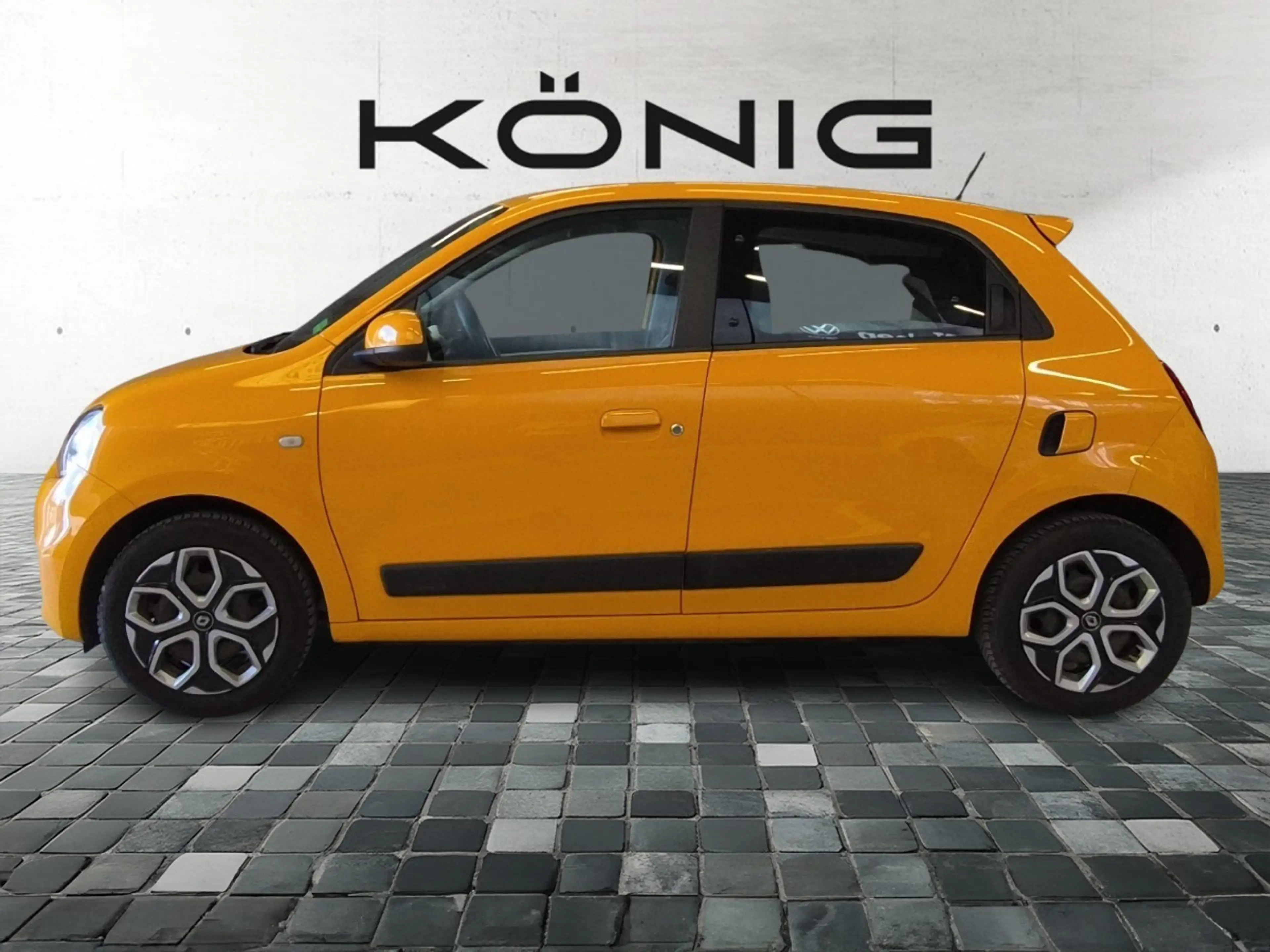 Renault Twingo LIMITED SCe 75 Klima Radio ESP LED — photo 2